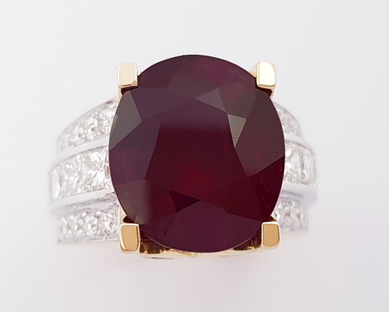 Bague en or 18 carats avec rubis et diamants certifiés GIA en vente 10