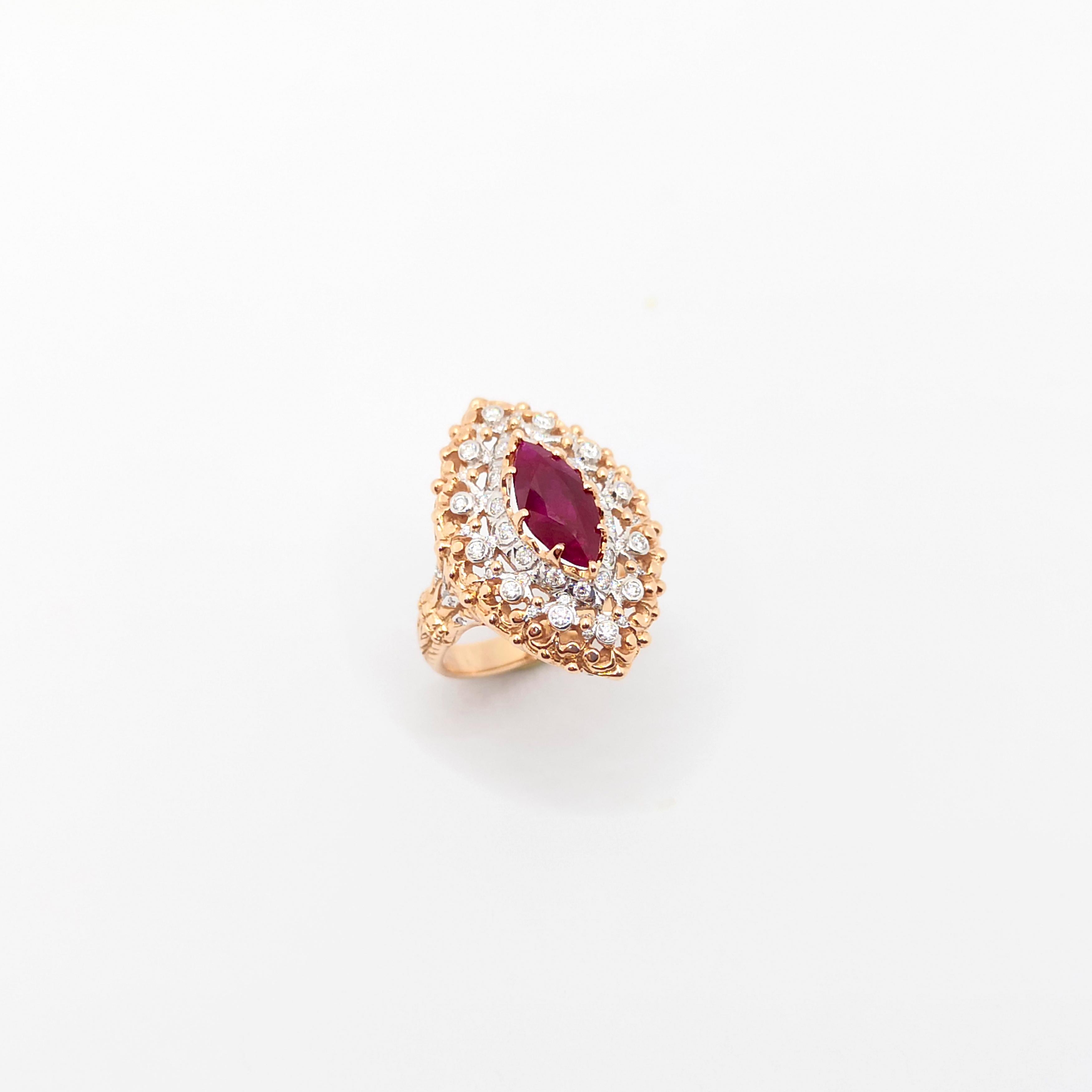 Anillo de Rubí Sangre de Paloma con Diamantes Certificado GIA engastado en Oro Rosa de 18K en venta 5