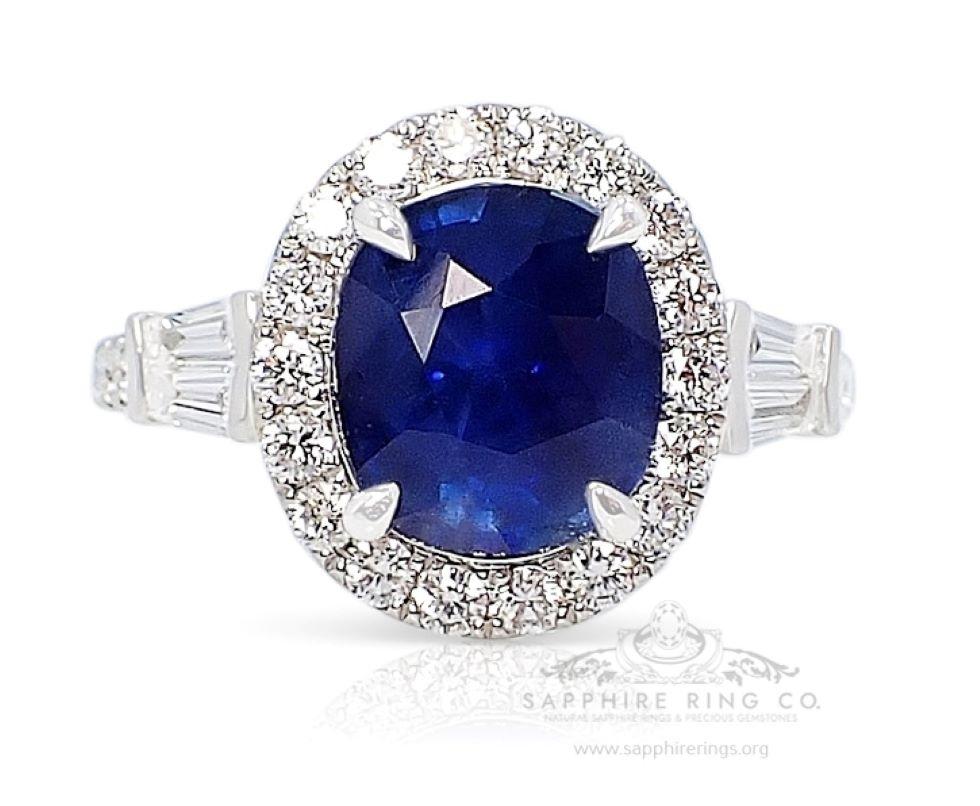 Modern GIA Certified Sapphire Ring, 2.51 ct Unheated Platinum Sapphire Ring For Sale