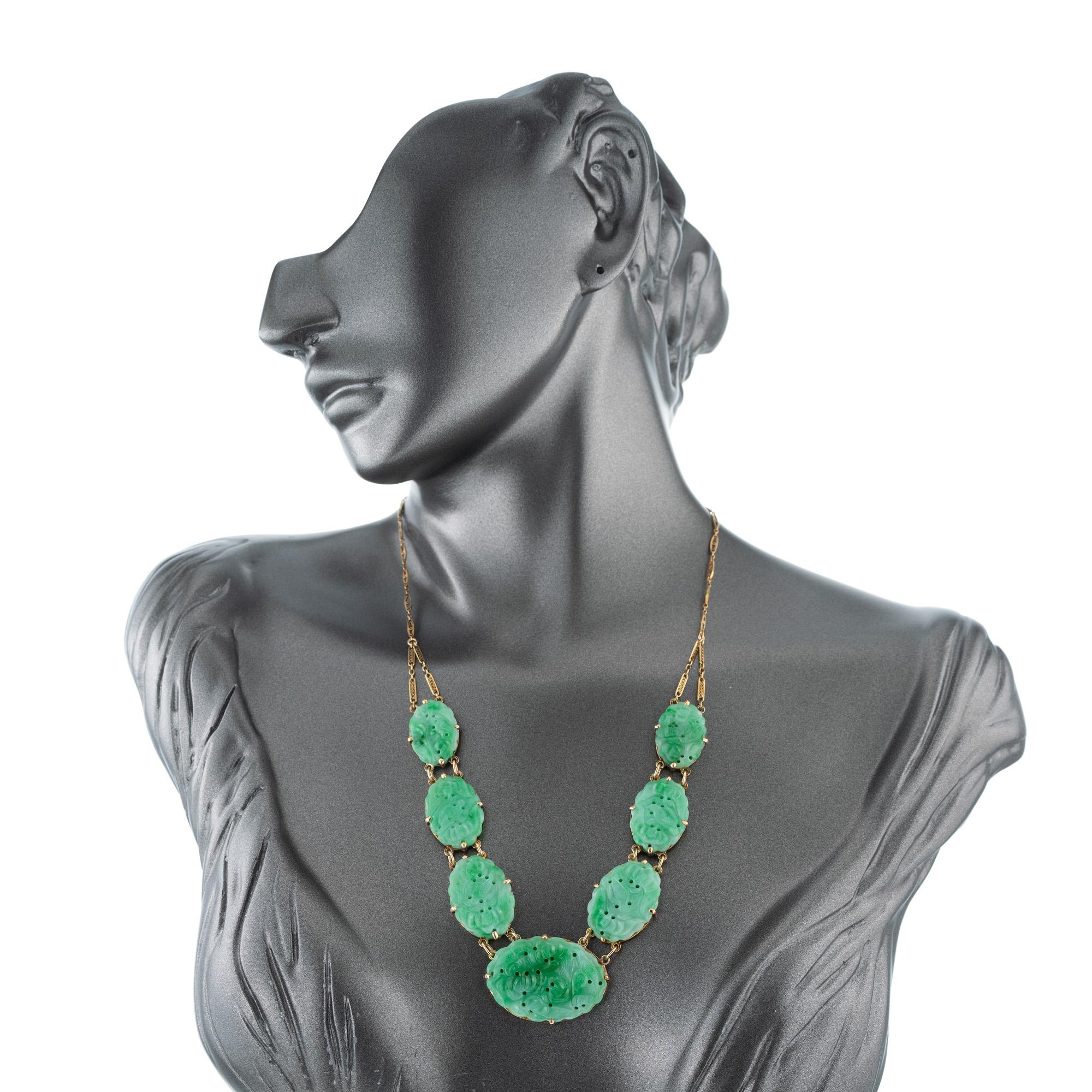 GIA Certified Seven Stone Oval Natural Jadeite Jade Gold Pendant Necklace For Sale 1
