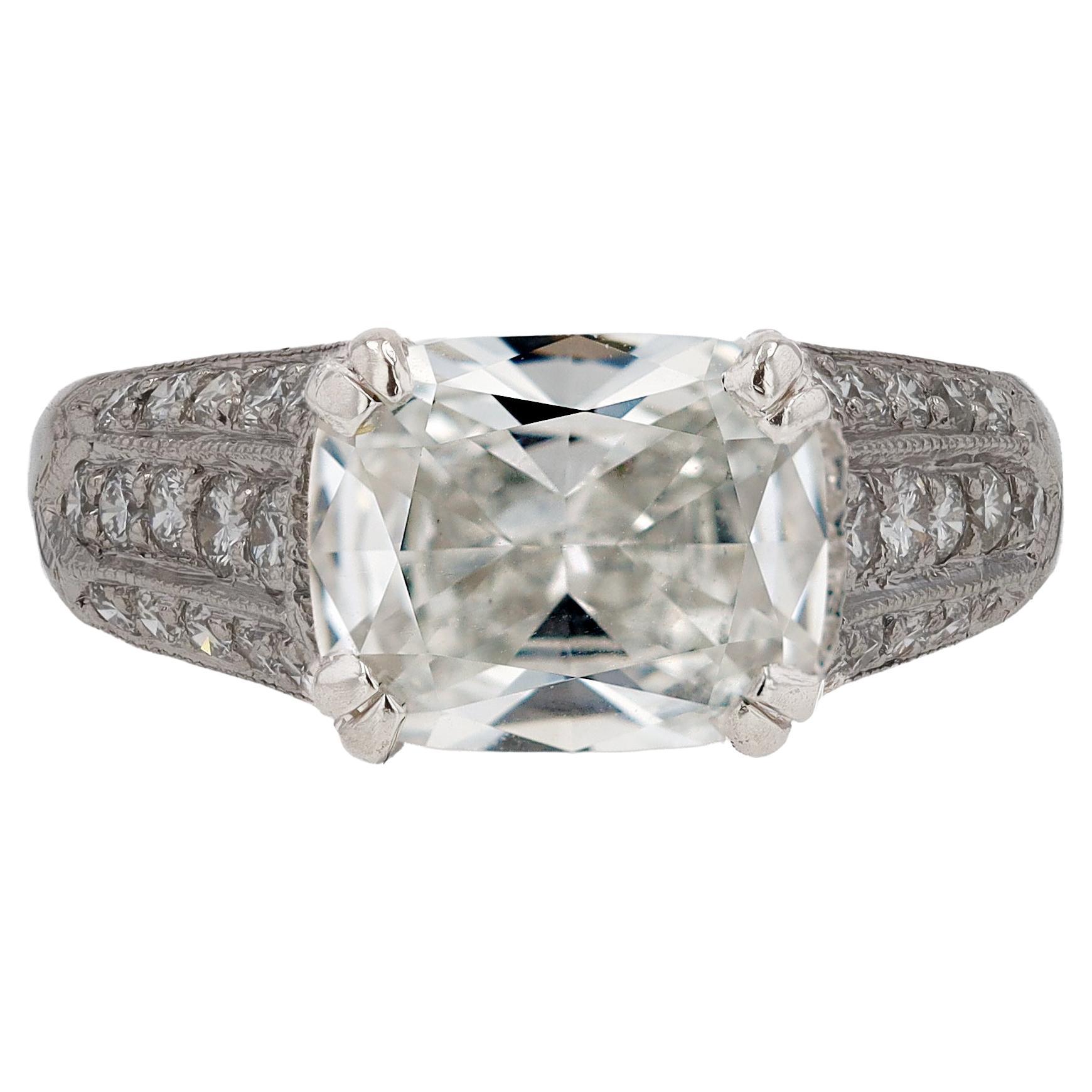 GIA Certified Shreve & Co 2 Ct Cushion Diamond Engagement Ring For Sale