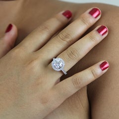 GIA Certified Single Stone Round Diamond 2.05 Carat F, VVS2 Engagement Ring (bague de fiançailles)