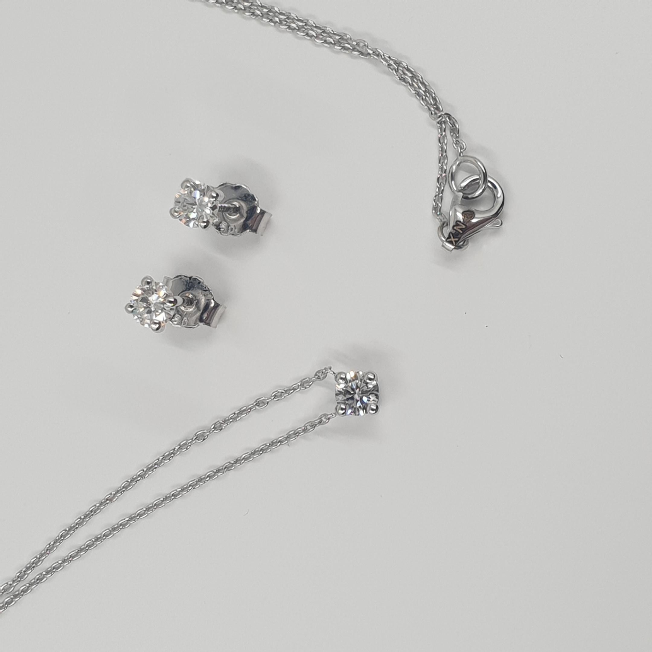 Boucles d'oreilles et collier solitaires en diamants certifiés GIA de 3 x 0,22 carats G/SI1 en vente 4