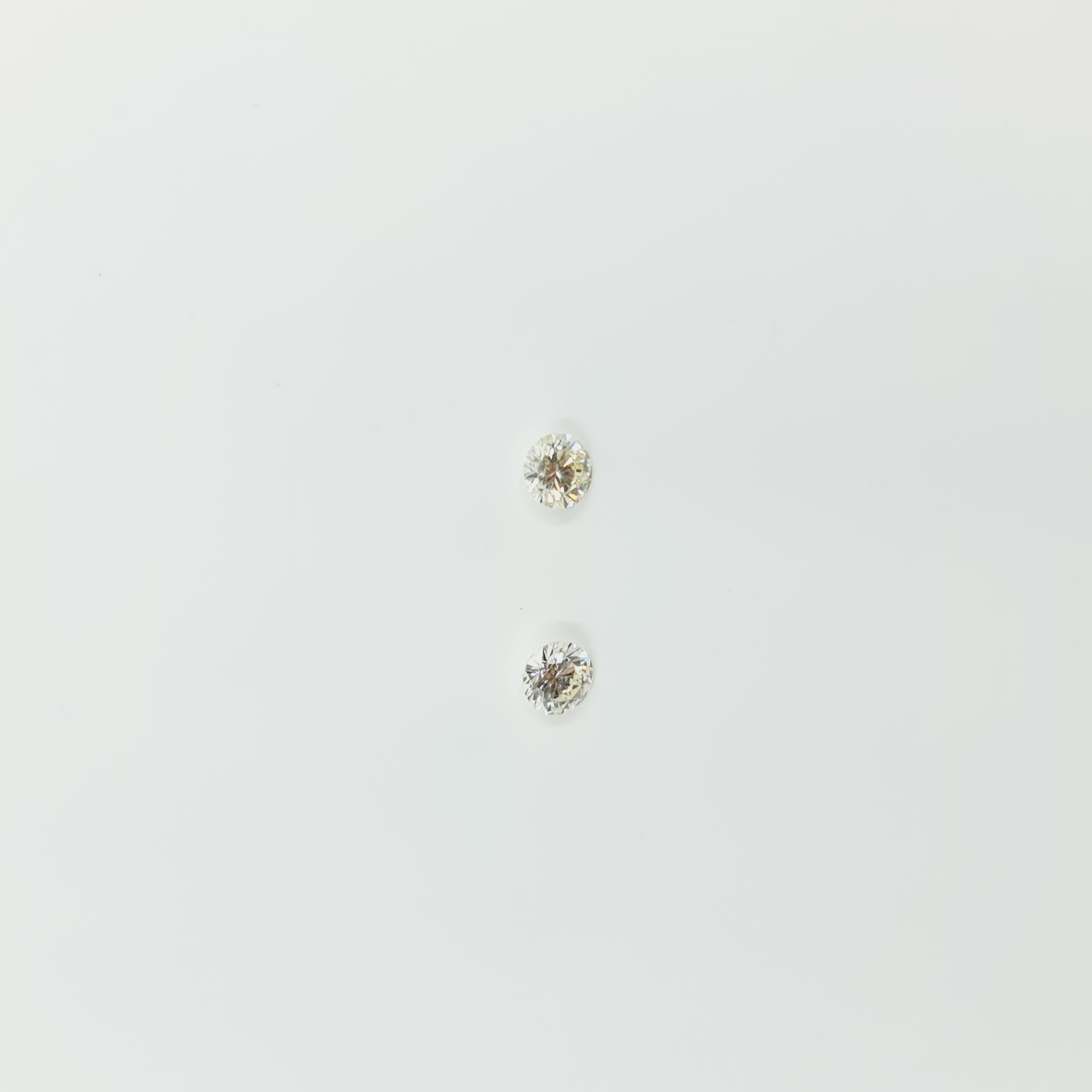 GIA Certified Solitaire Diamond Studs 0.24 Carat L/VS2, 0.24 Carat O-P/SI1 In New Condition For Sale In Darmstadt, DE