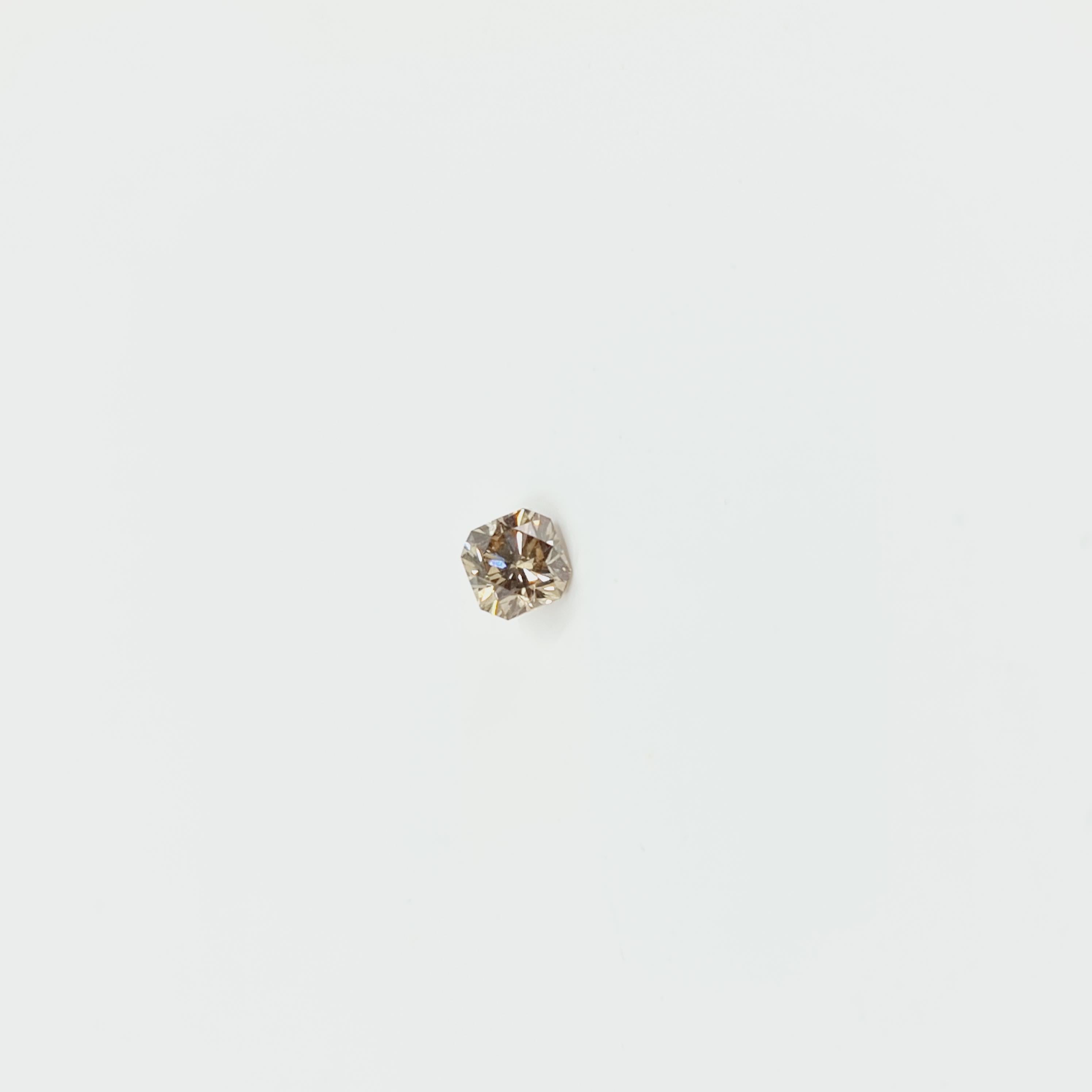 Diamant certifié GIA de couleur Brown (sans reflet) 0,47 carat VS2 