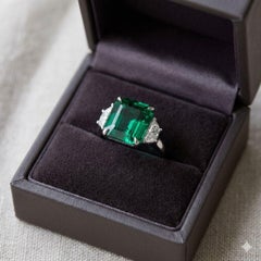 GIA-Certified Square Emerald-Cut 5.84 Carat Emerald and Diamond Three-Stone Ring