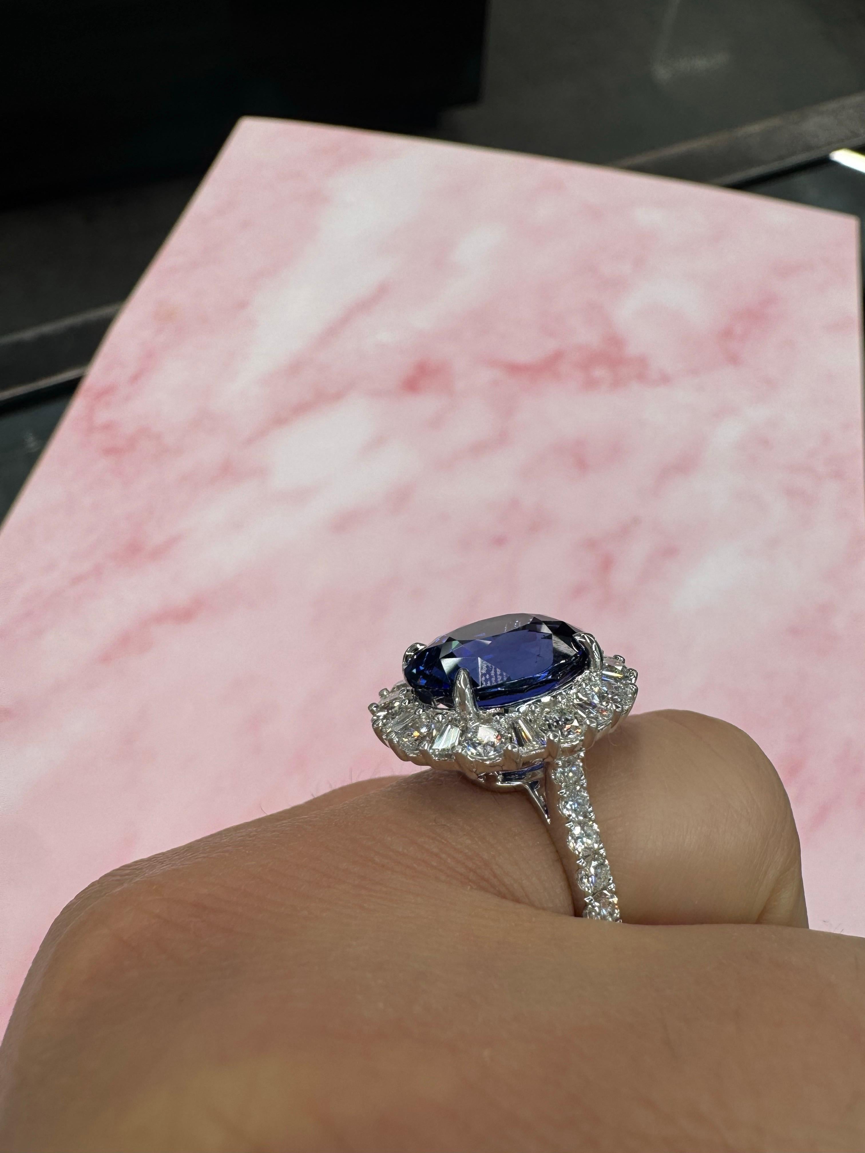 Oval Cut GIA Certified Sri Lanka Oval Sapphire Diamond Halo Cocktail Ring 13.61 Carats For Sale