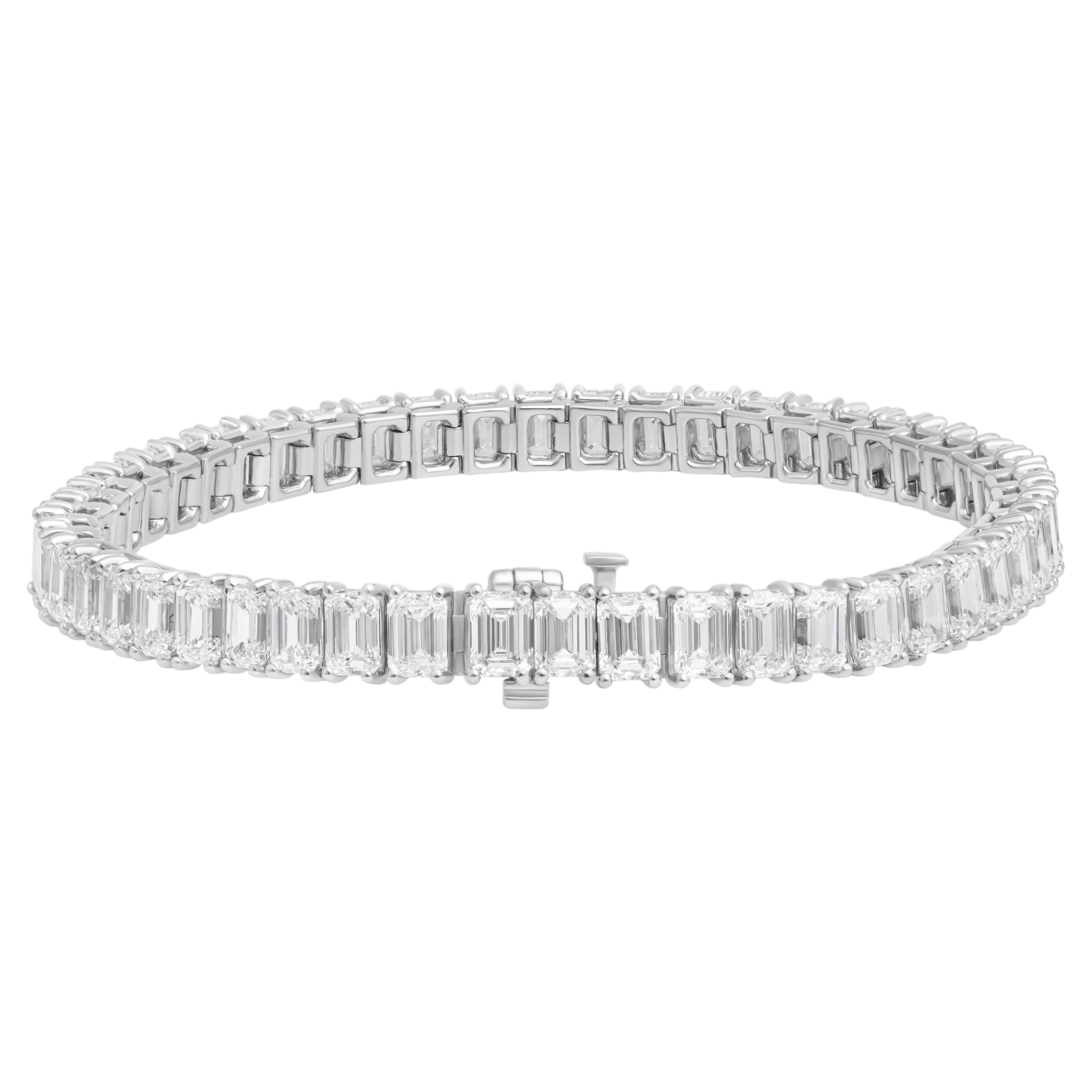 GIA Certified Tennis Bracelet with 0.30ct each Emerald Cut Diamonds