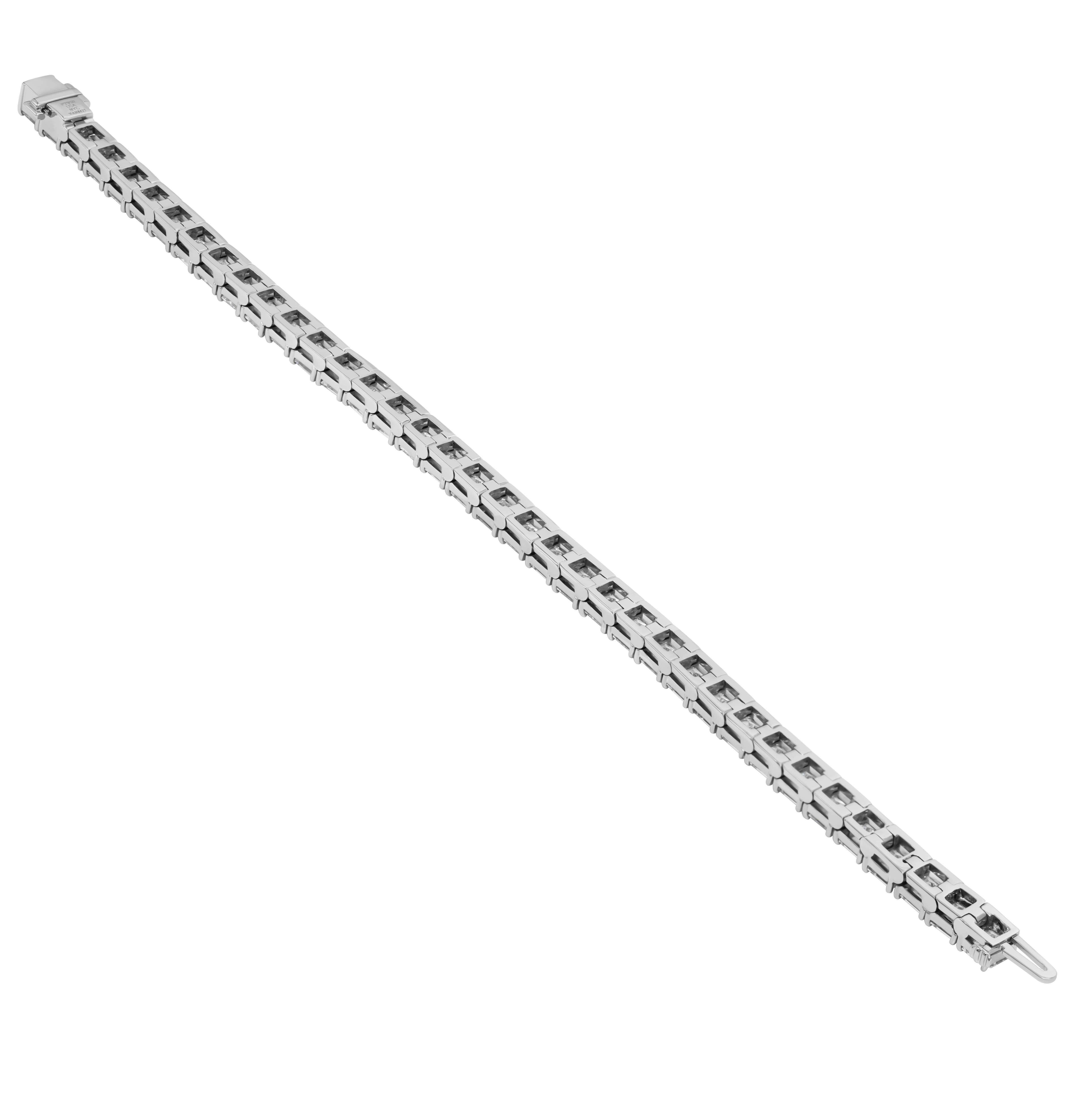 Modern GIA Certified Tennis Bracelet with Asscher Cut Diamonds 0.50ct each For Sale
