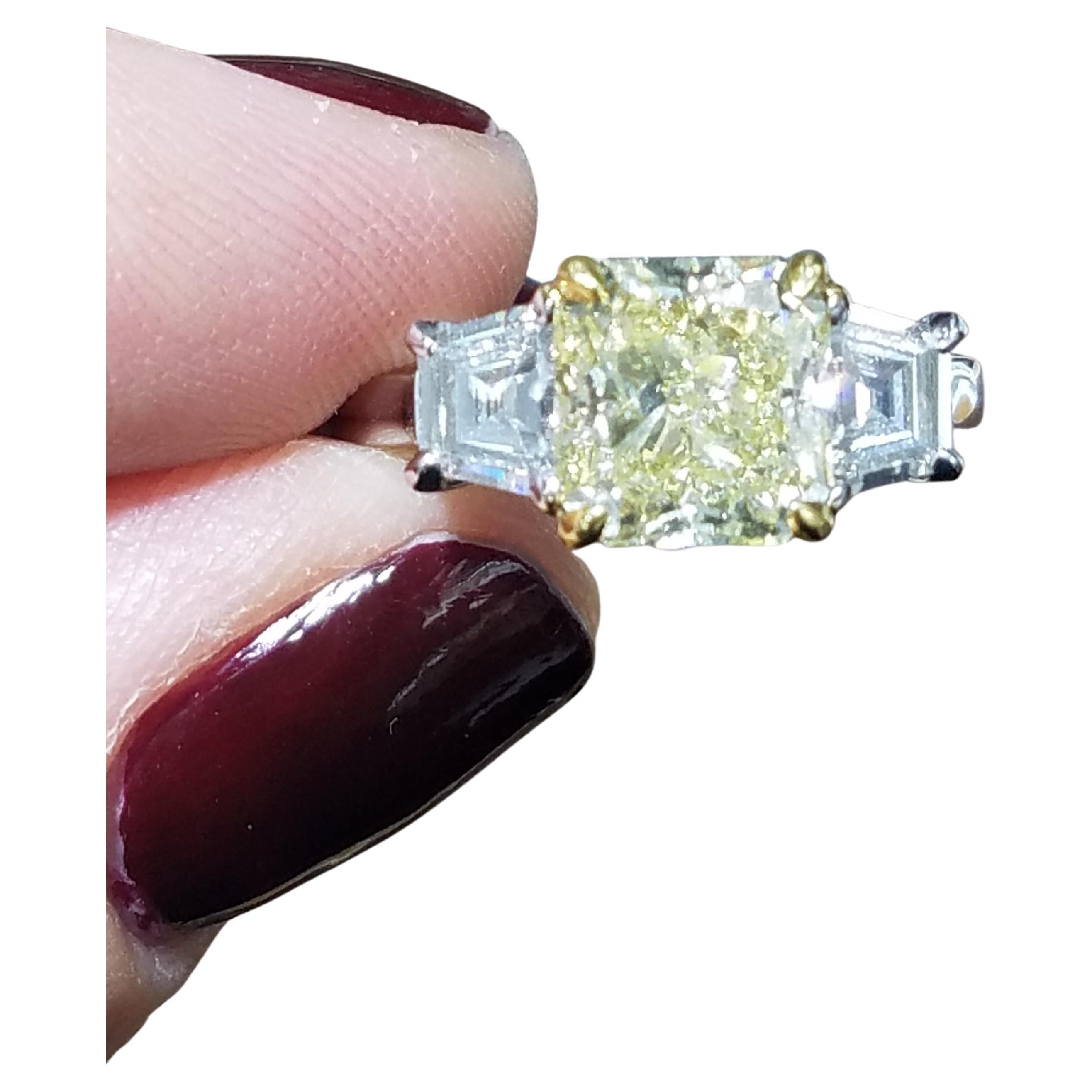 GIA Certified Three Stone Canary Fancy Yellow Diamond Engagement Ring For Sale