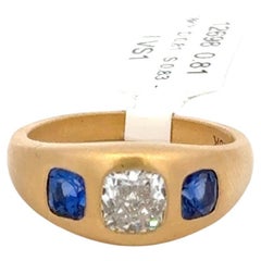 Bague gitan certifiée GIA avec trois pierres, diamants taille coussin et saphirs 1,64 carat 18 carats