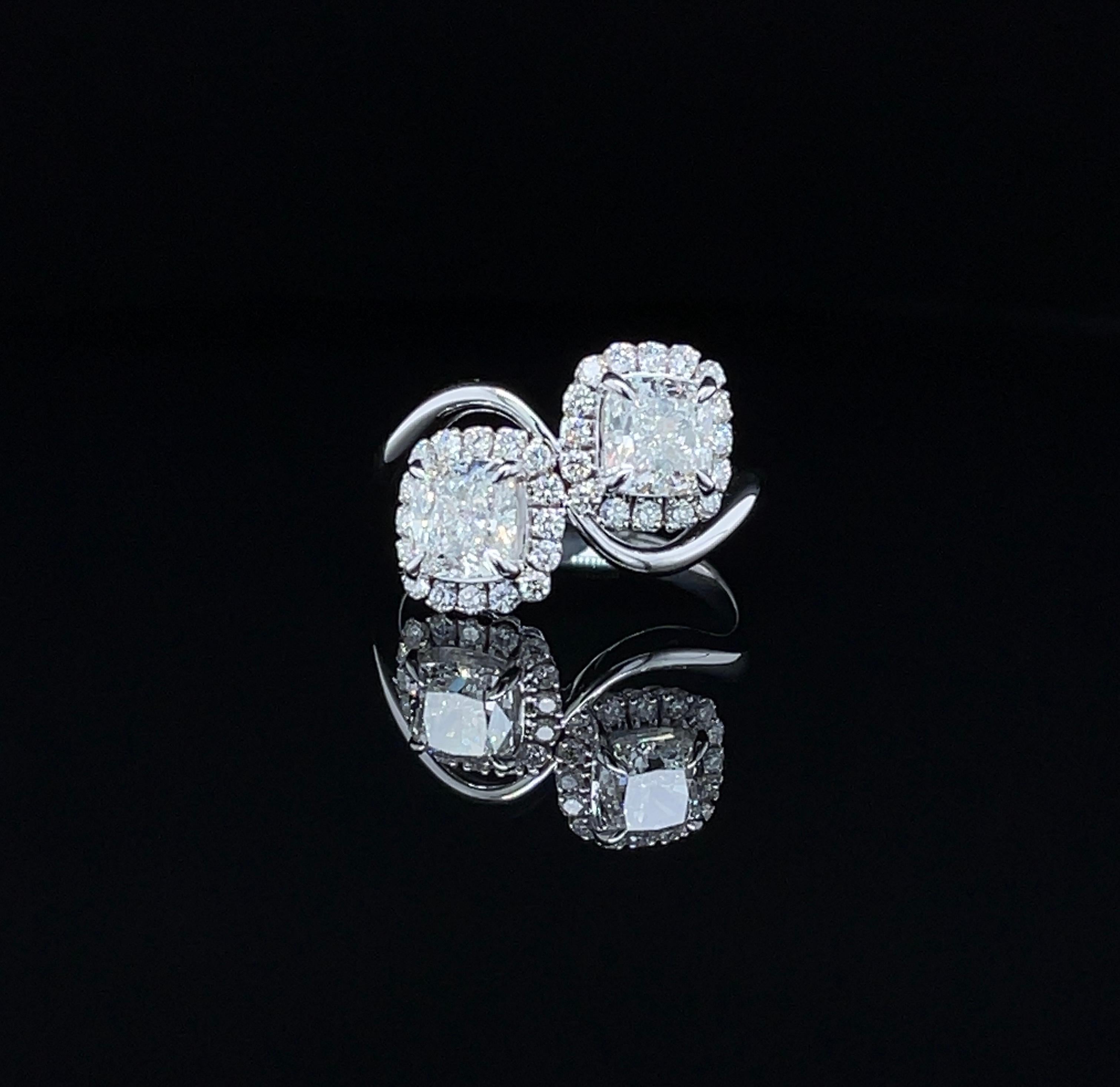 Bague en or blanc 18 carats avec diamant G VVS1 certifié GIA de 2,02 carats de taille coussin en vente 4