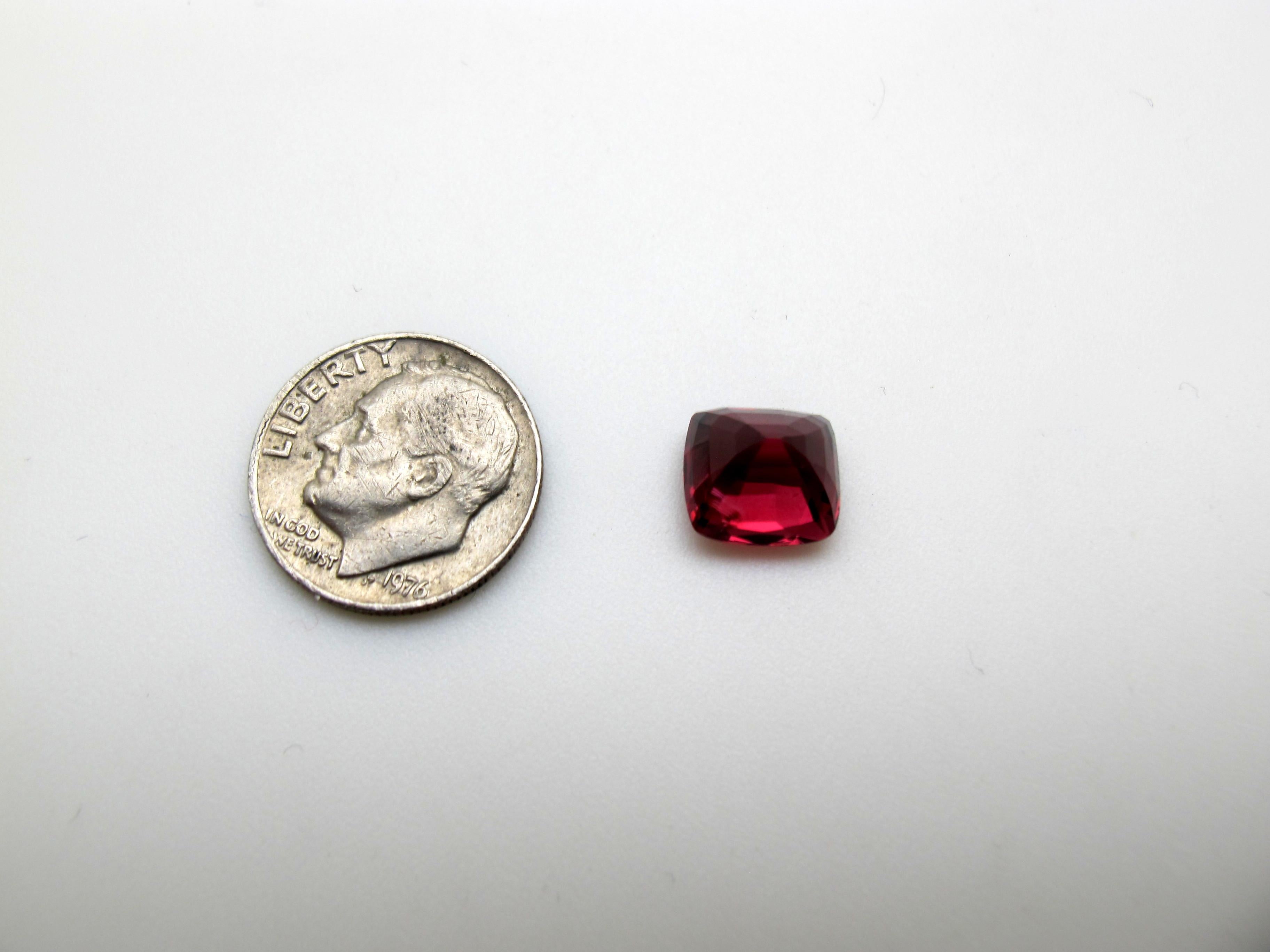 Espinela roja en cojín de 4,60 quilates, gema suelta, certificada por el GIA en venta 9