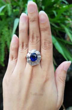 GIA Certified Unheated 5 Cts Blue Sapphire with Diamond Ring in 18 Karat Gold