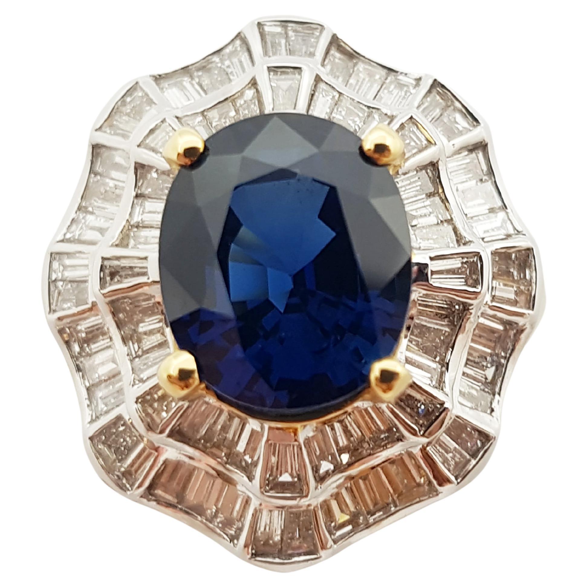 GIA Certified Unheated 5 Cts Blue Sapphire with Diamond Ring in 18 Karat Gold