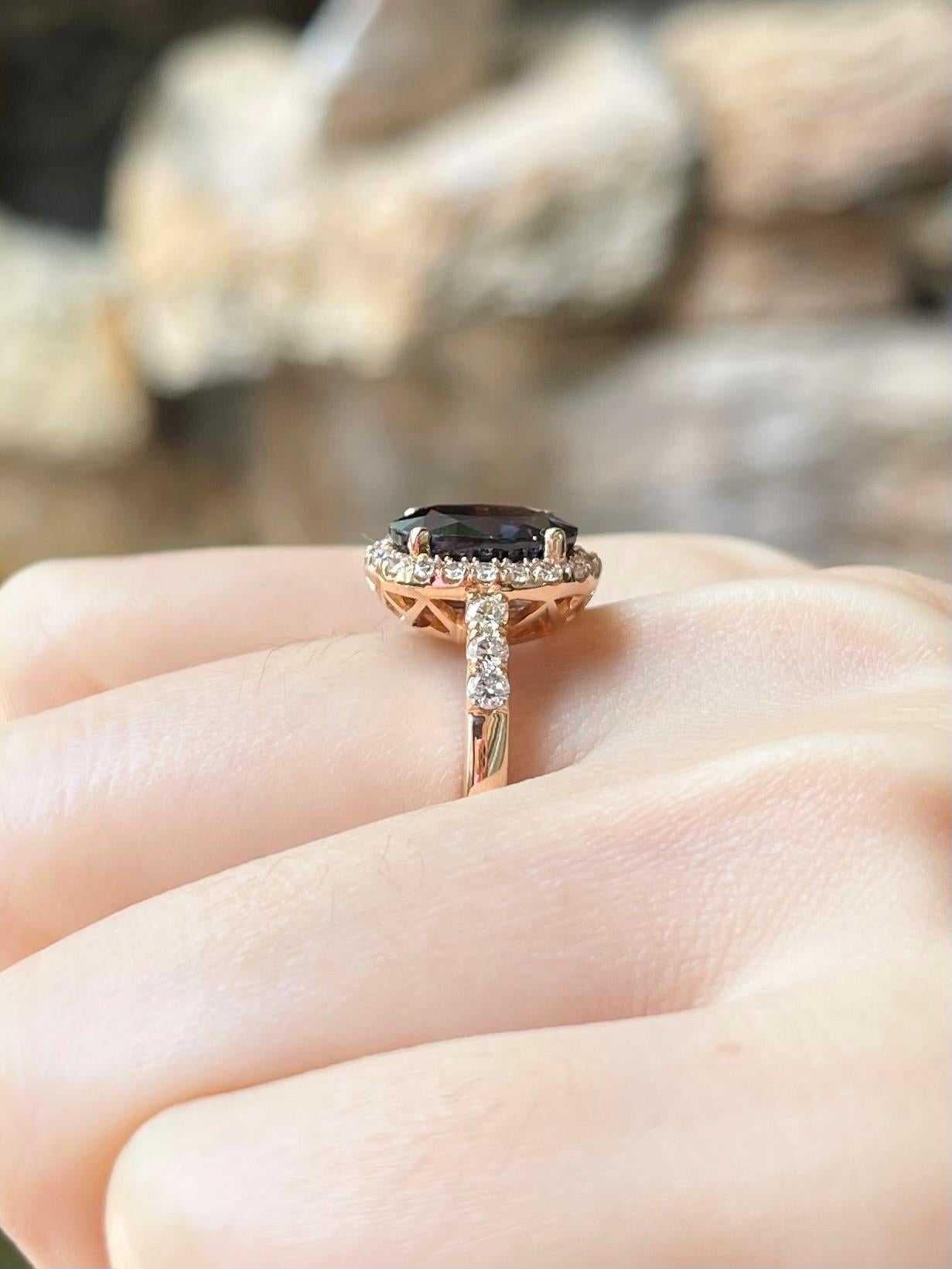 Color Changing Sapphire 3.84 carats with Brown Diamond 0.49 carat Ring set in 18K Rose Gold Settings

Width:  1.0 cm 
Length: 1.2 cm
Ring Size: 54
Total Weight: 6.00 grams

