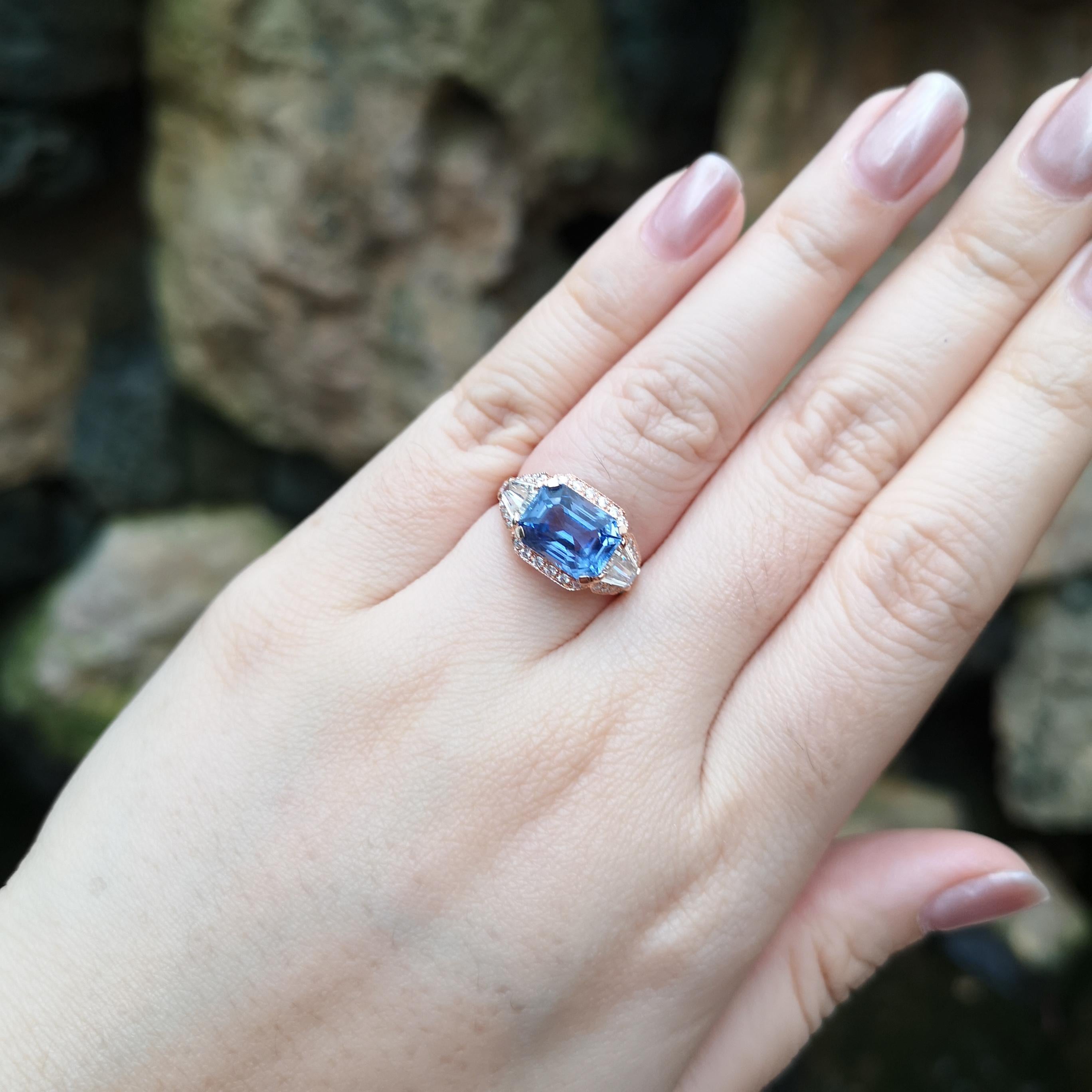 Zaffiro blu di Ceylon non riscaldato 5,20 carati e anello con diamante 1,61 carati con montatura in oro rosa 18 carati
(Certificato GIA)

Larghezza:  1,9 cm 
Lunghezza: 1,1 cm
Misura dell'anello: 53
Peso totale: 6.16 grammi

