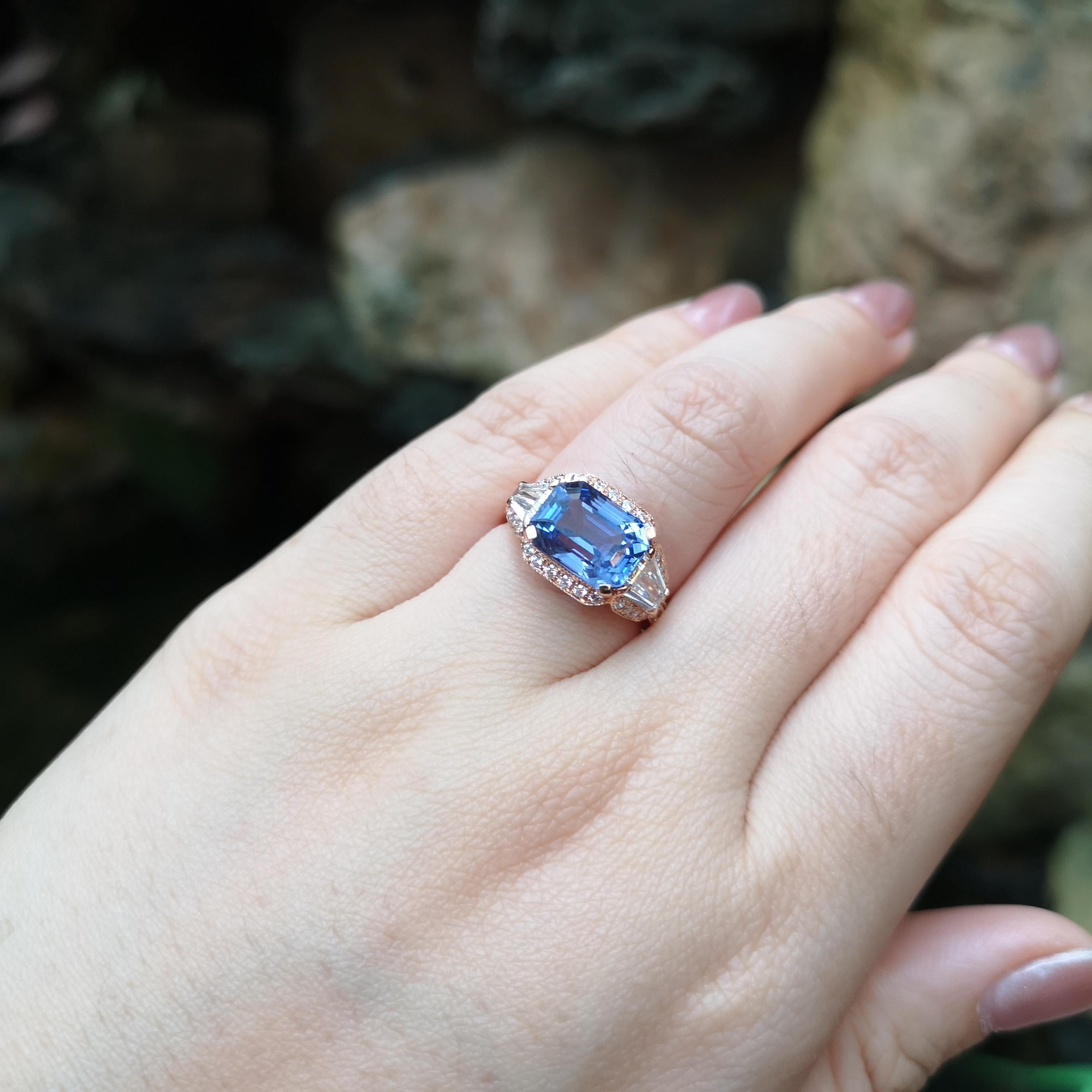 Donna Anello con zaffiro blu di Ceylon non riscaldato e diamanti in oro rosa 18 carati certificato GIA in vendita