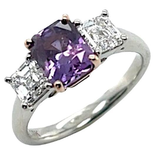 Anillo de compromiso de zafiro púrpura y diamante sin calentar certificado por el GIA, 2,14 quilates