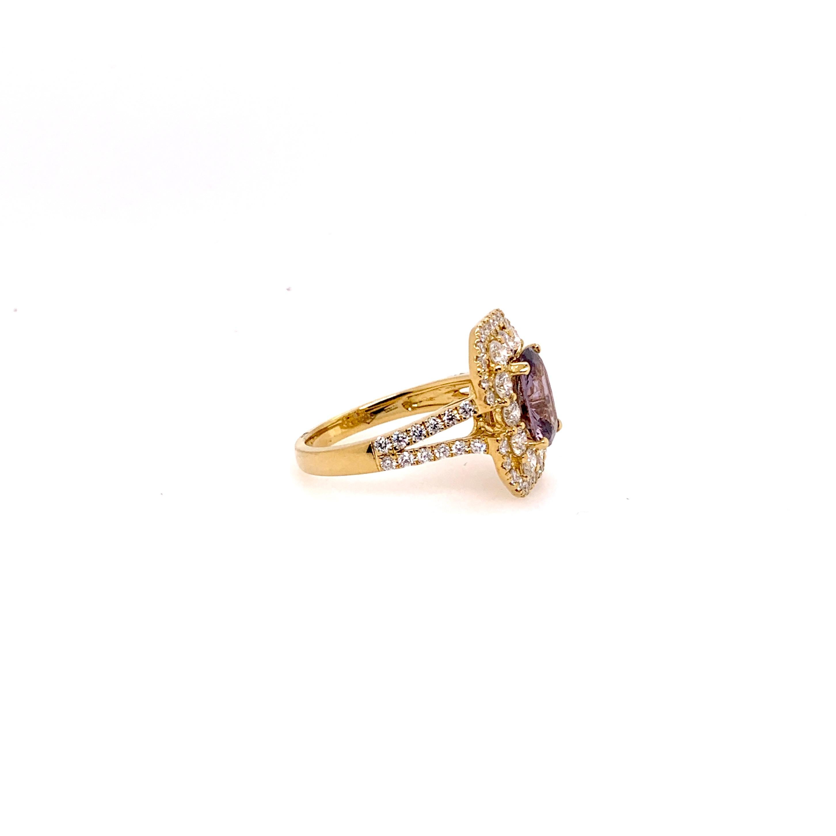 Contemporary GIA Certified Unheated Purple Sapphire Ring with Diamonds in 18 Karat Gold For Sale