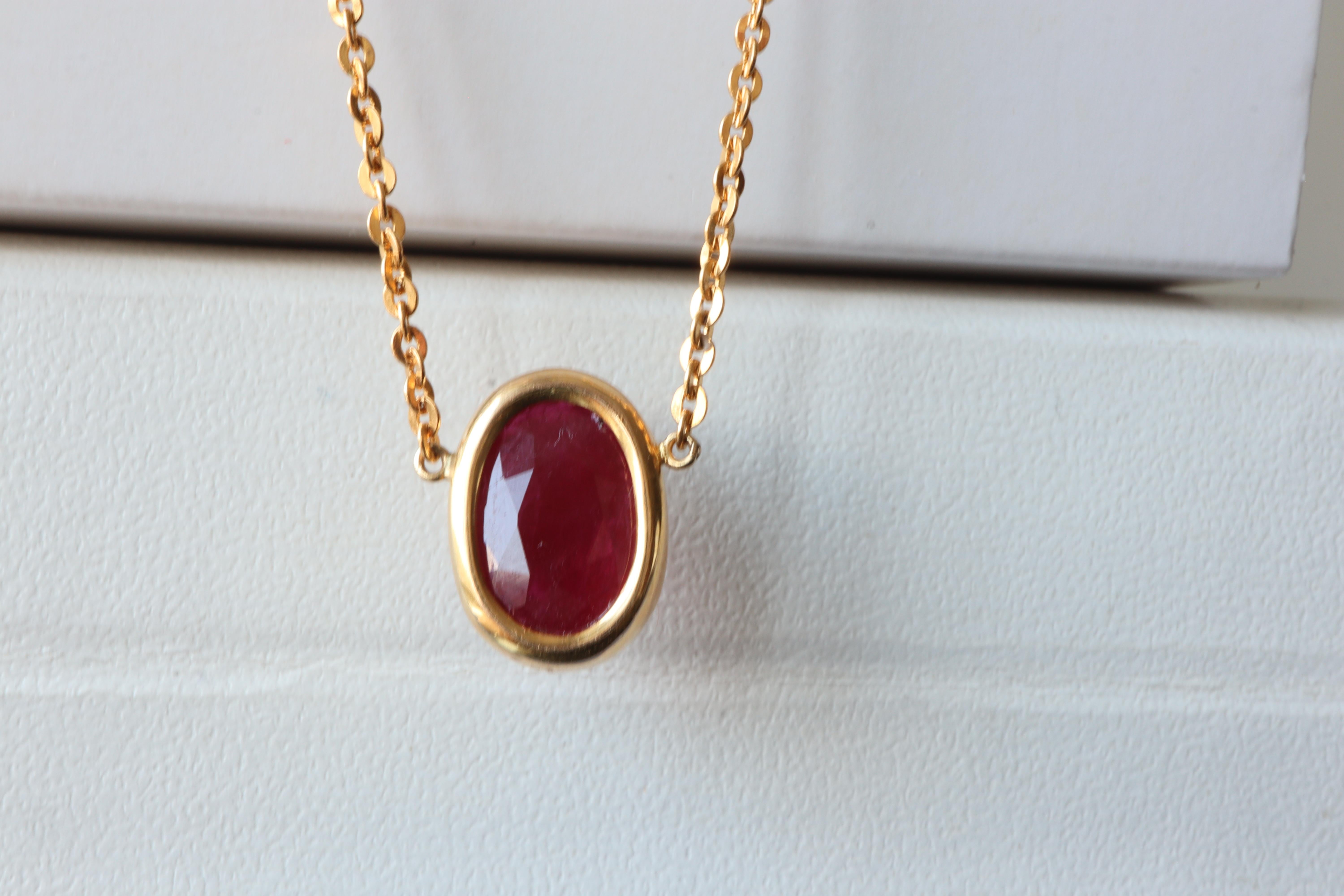 GIA certified Unheated Ruby Necklace in 22k solid gold chain in vendita 4