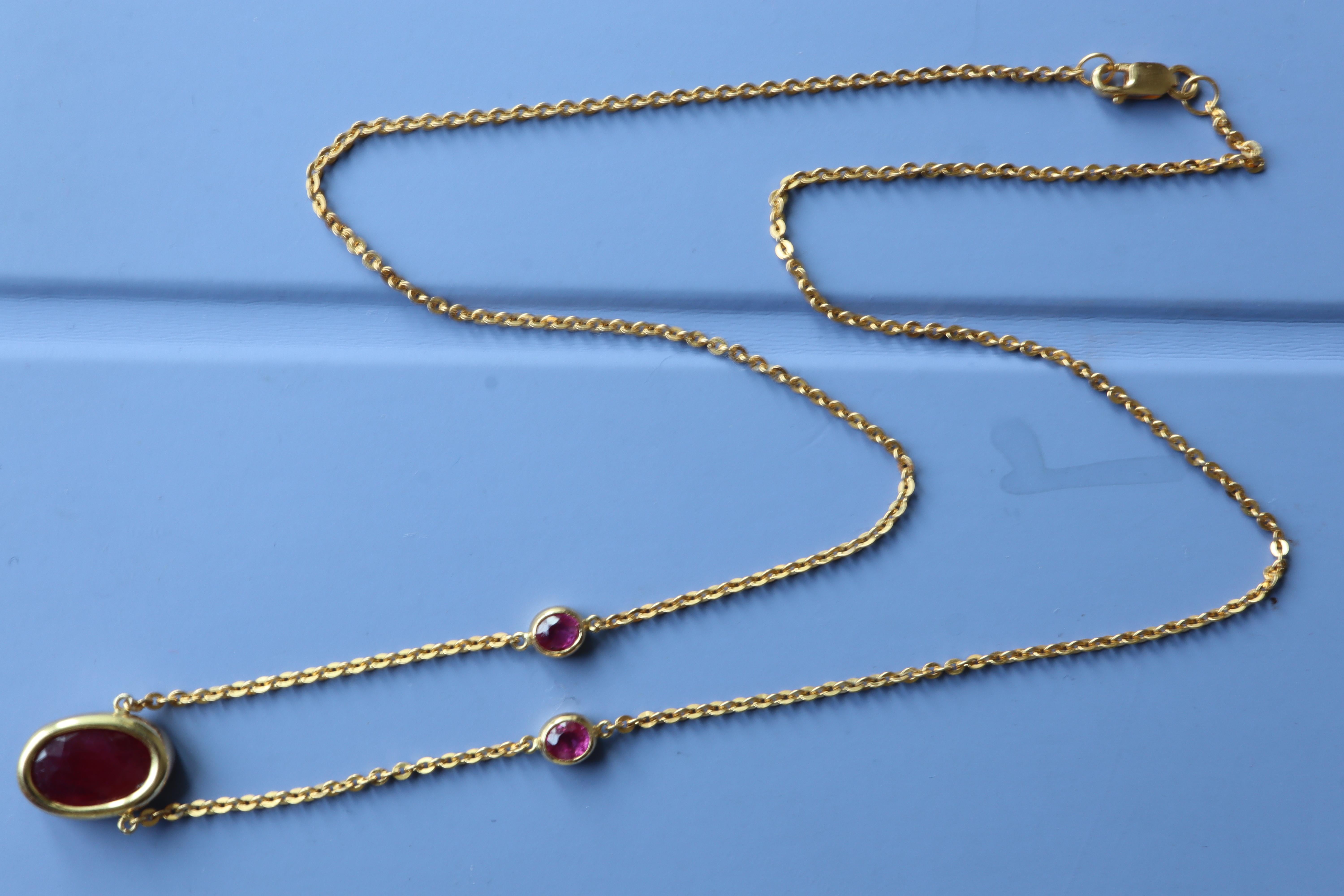 GIA certified Unheated Ruby Necklace in 22k solid gold chain in vendita 1