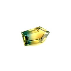 GIA Certified Unique 1.02ct Bi Colour Sapphire Fancy Pentagon 8.6x4.8mm No Heat