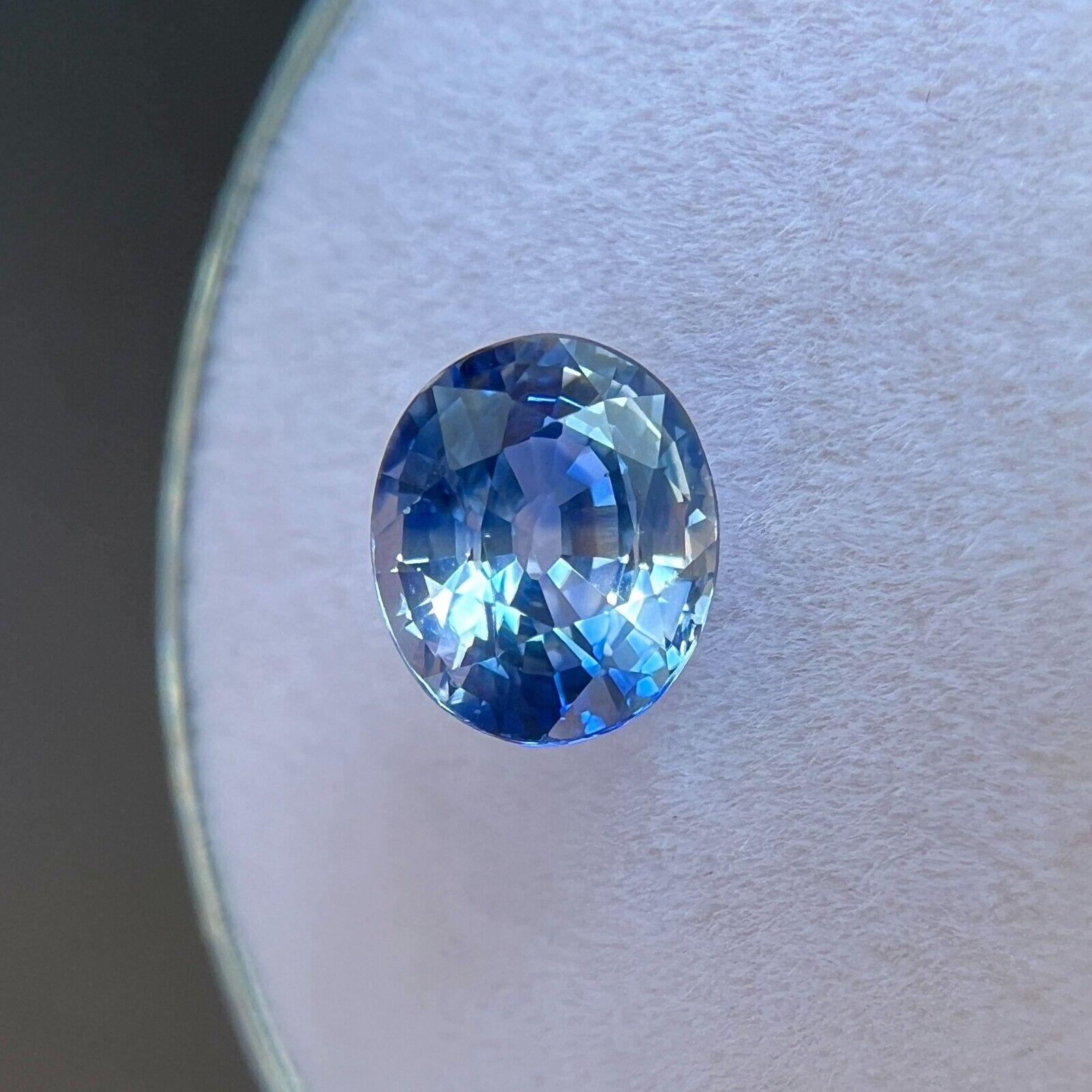 Gia Certified Unique Bi Colour Sapphire 1.29Ct Natural Blue White Rare Oval Cut For Sale 3