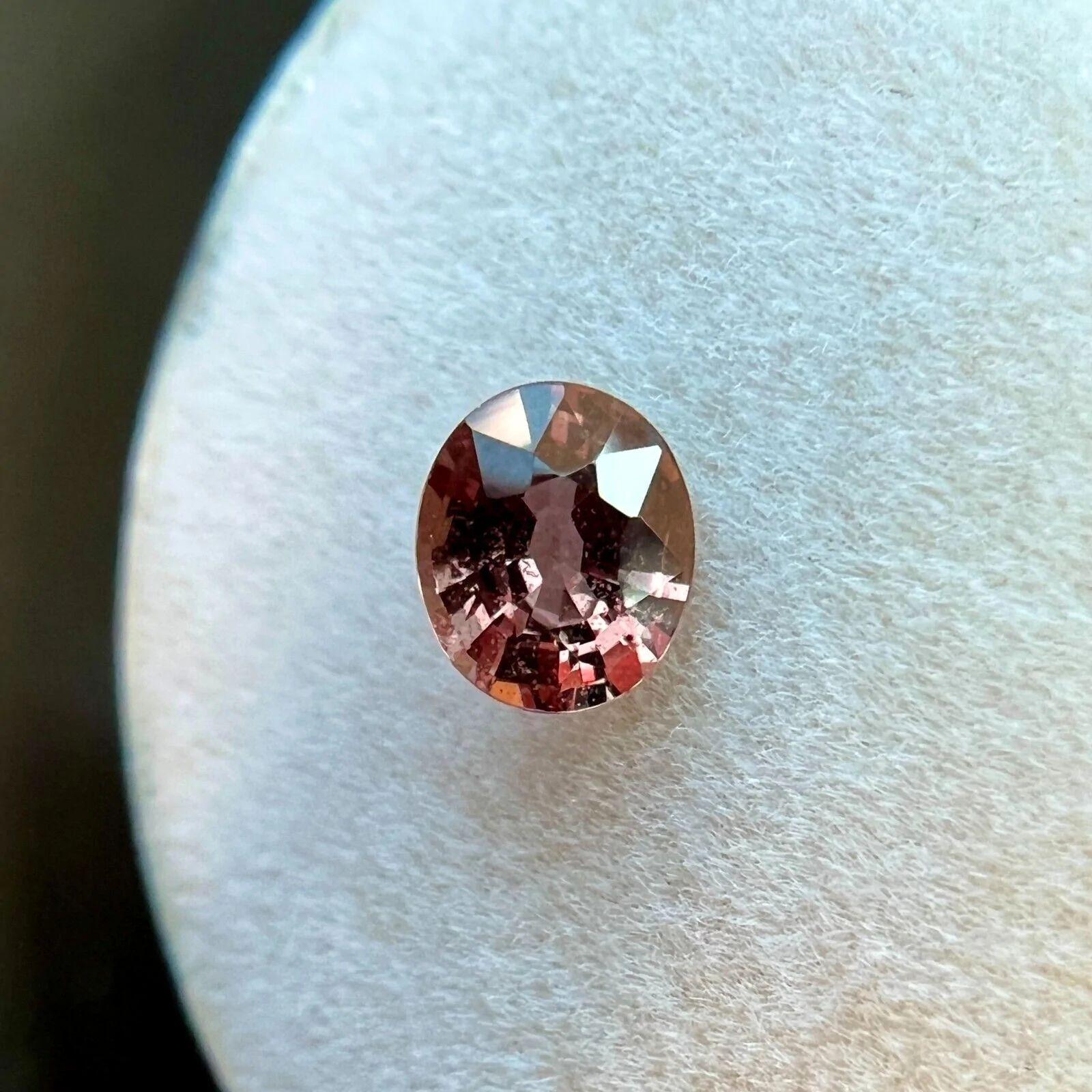 GIA Certified Unique Orange Pink Unheated Sapphire 0.75ct Oval Cut Gem No Heat In New Condition For Sale In Birmingham, GB