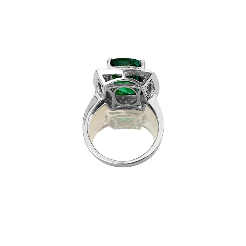 Women's or Men's GIA Certified Vibrant 7.25 Carat Emerald & Diamond Ring For Sale