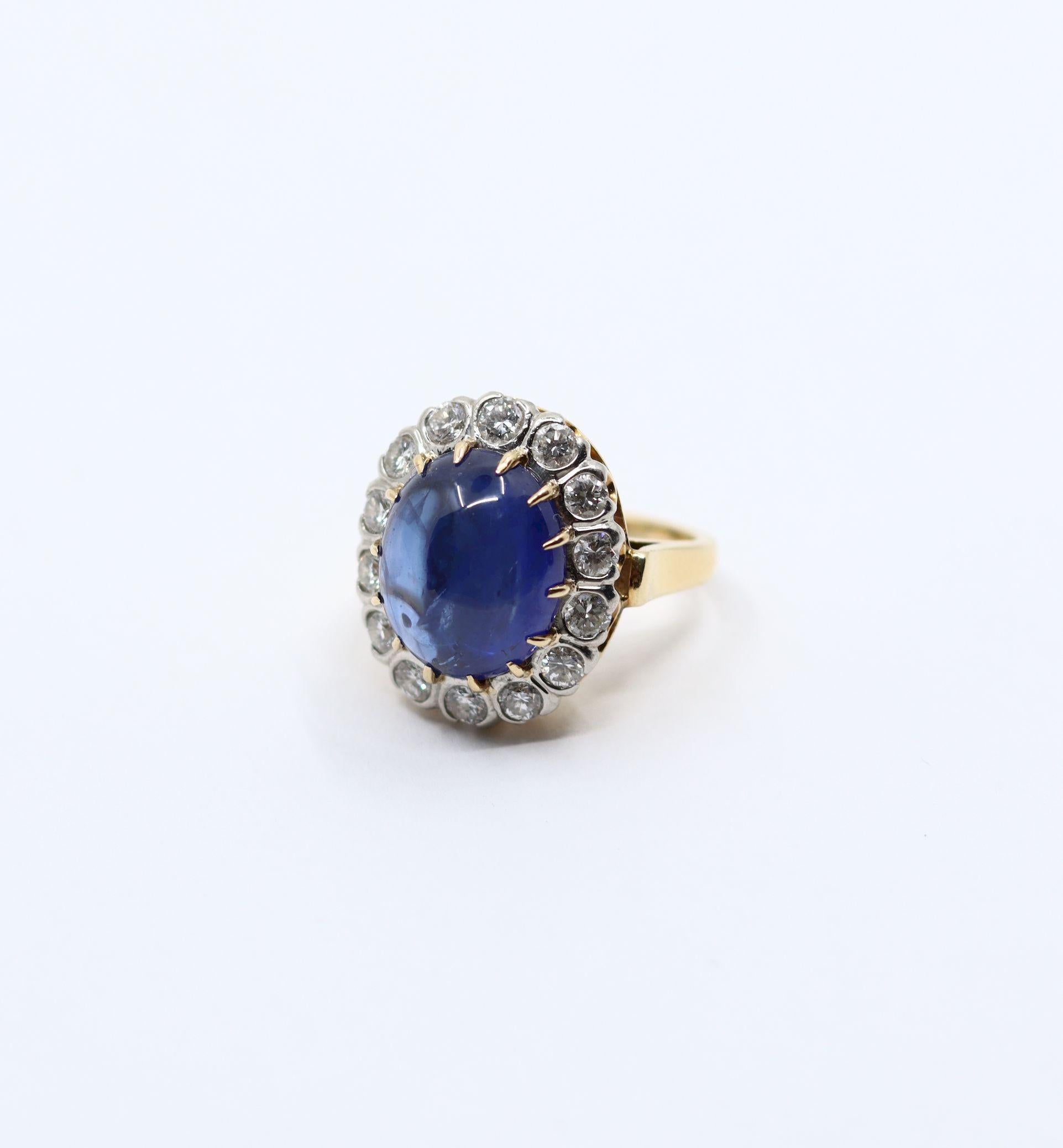 GIA Certified Vintage 14KT Gold Sapphire Cabochon Diamond Ring For Sale 6