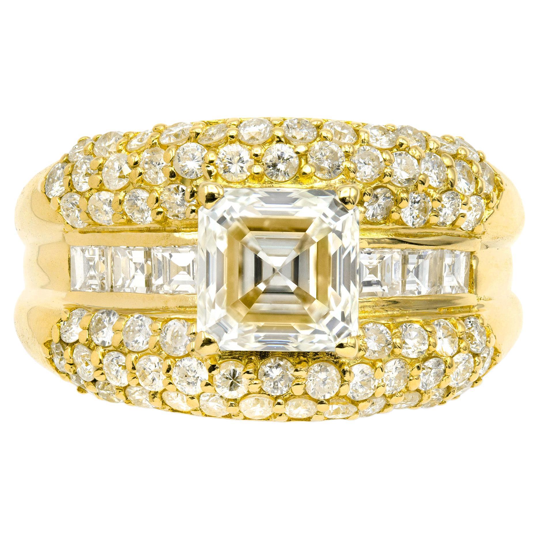 GIA-zertifizierte Vintage 1,70 Karat Ring mit Smaragdschliff aus 18 Karat Gelbgold im Angebot