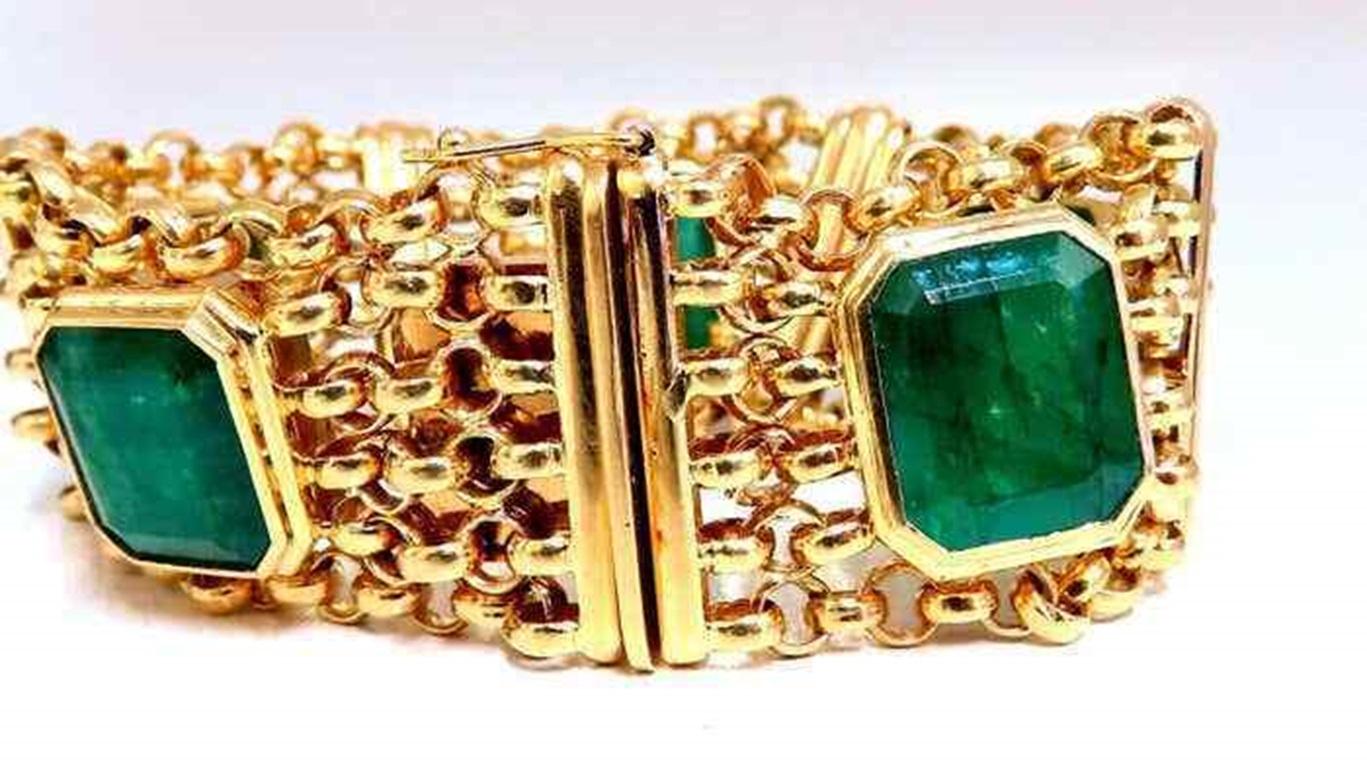 Emerald Cut GIA Certified Vintage Emerald Bracelet 60ct 18kt Gold For Sale