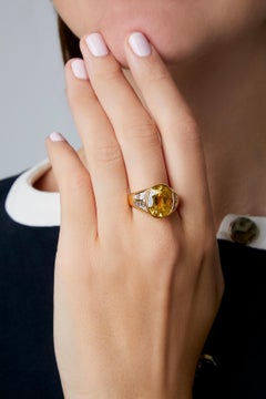 GIA certified Vintage Gold Ring. Natural, Untreated Yellow Sapphire & Diamonds