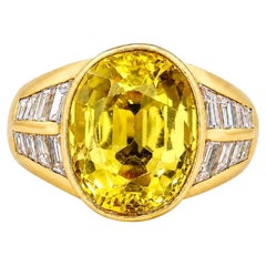 GIA certified Vintage Gold Ring. Natural, Untreated Yellow Sapphire & Diamonds