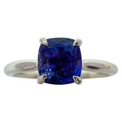 Anello solitario in oro bianco 18 carati con zaffiro violetto blu certificato GIA