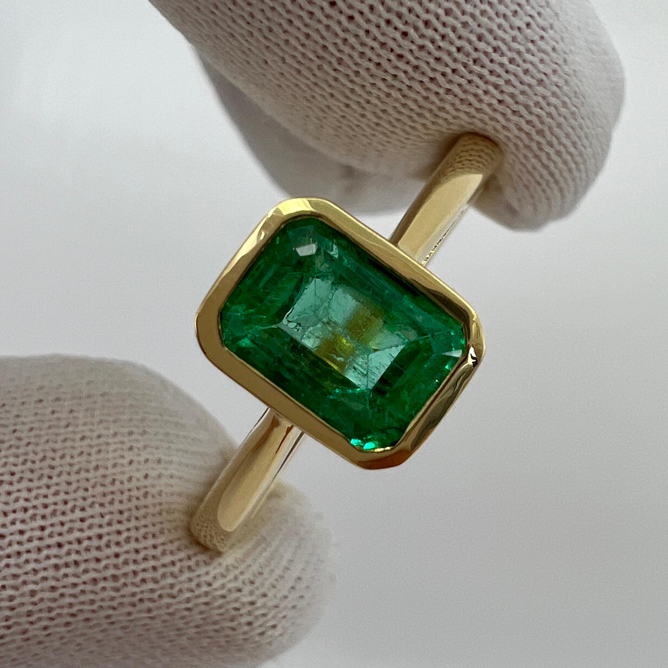 GIA Certified Vivid Green 1.50ct Colombian Emerald 18k Yellow Gold Solitaire Ring

1.50 Carat Colombian emerald with a stunning vivid green colour and good clarity. Some small natural inclusions, as to be expected with natural emeralds, but a clean