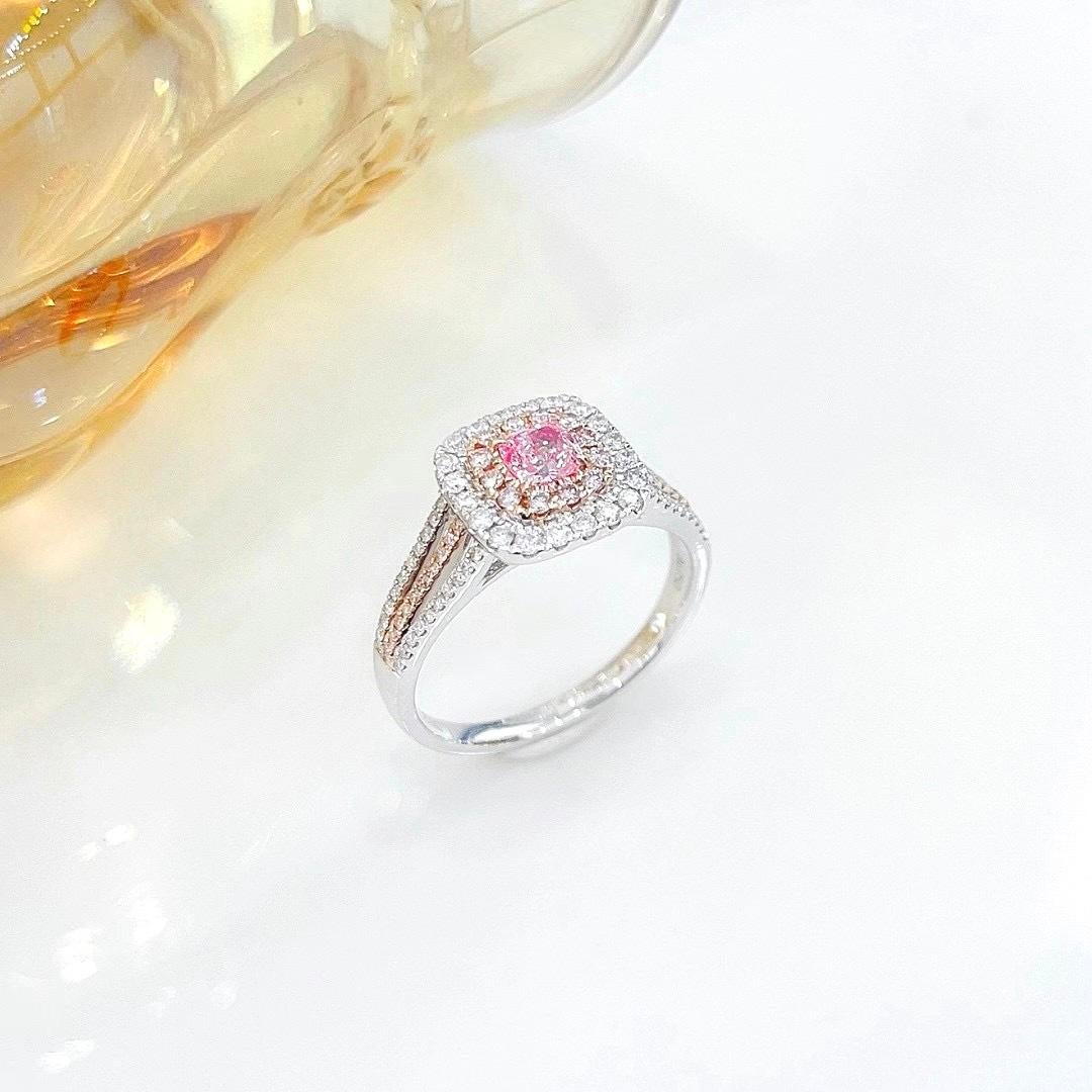 Taille coussin Bague en or blanc 18 carats certifiée GIA, pureté VS2, 0,31 CT de diamant brun rosé en vente