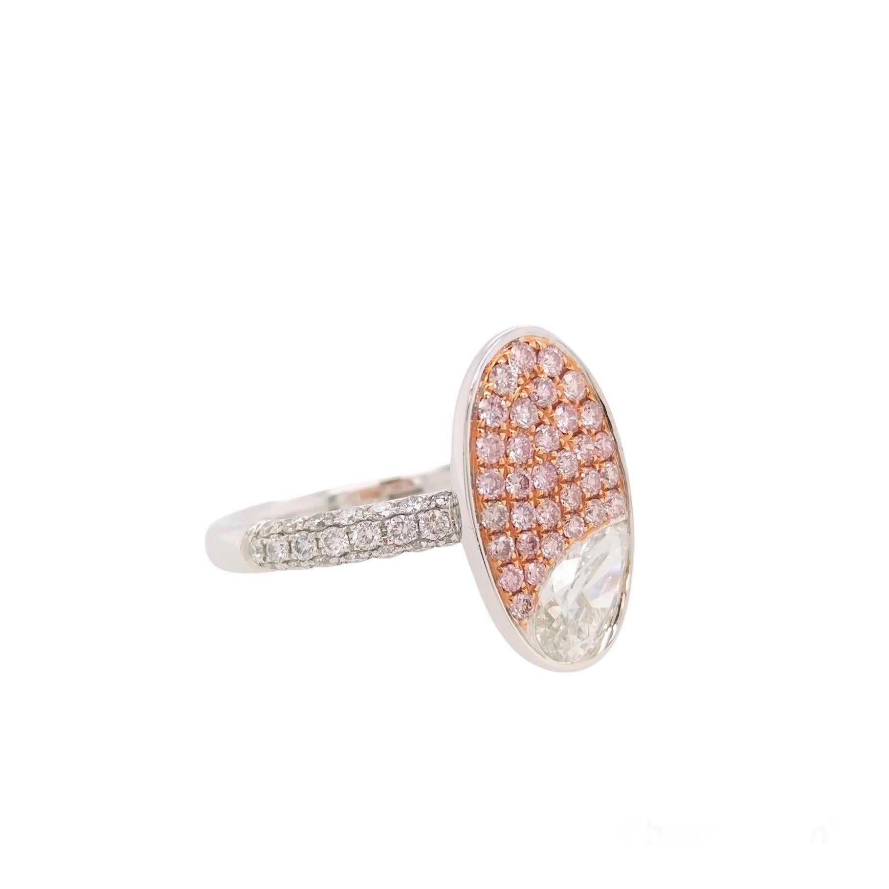 GIA Certified White Diamond Argyle Pink Diamond Platinum Bridal Ring In New Condition In Hong Kong, HK