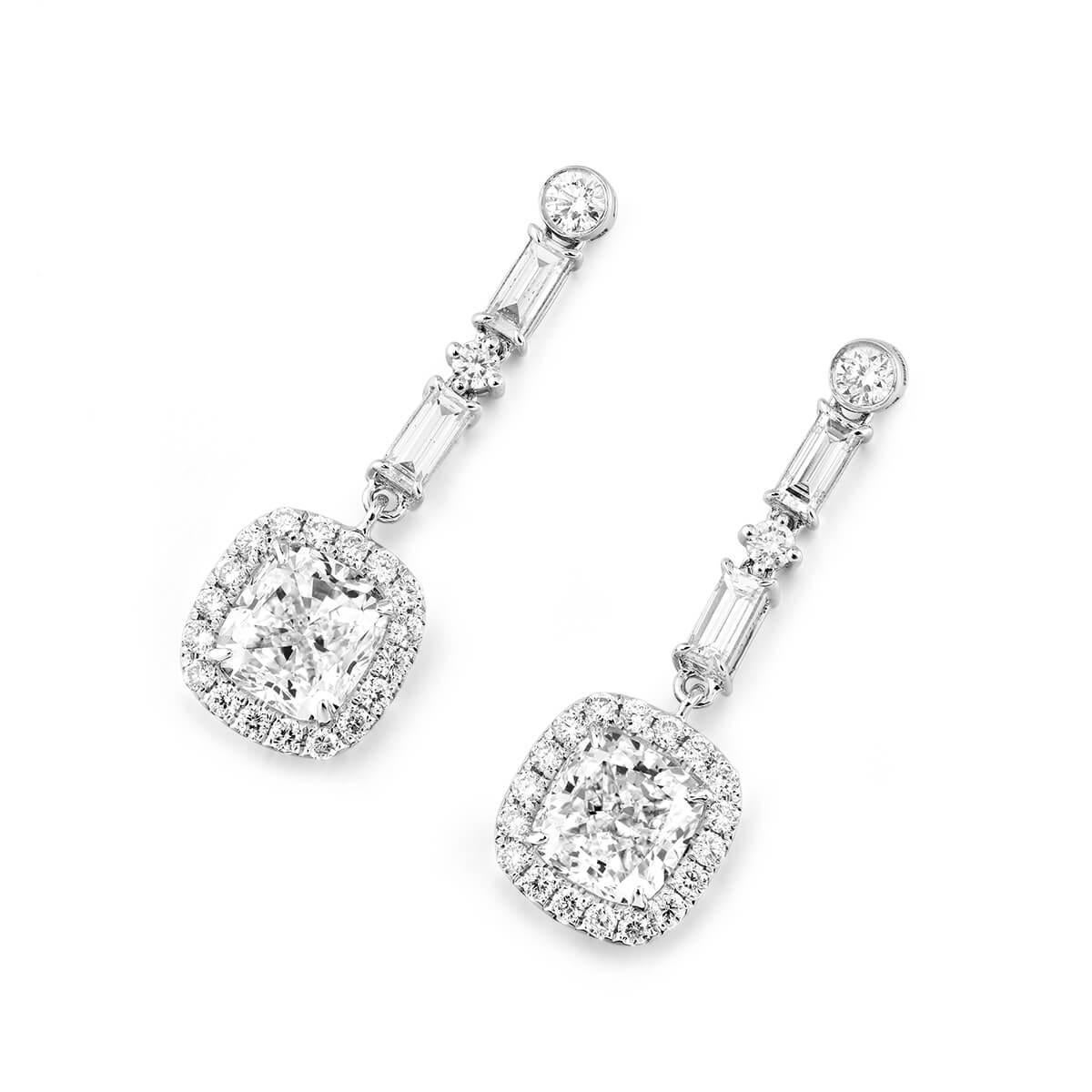 WHITE GOLD CUSHION AND BAGUETTE CUT DIAMOND EARRINGS - 2.72 CT


Set in 18K White gold


Total cushion cut diamond weight: 1.00 ct
[ 1 diamond ]
Color: D
Clarity: VVS1

Total cushion cut diamond weight: 1.01 ct
[ 1 diamond ]
Color: E
Clarity: