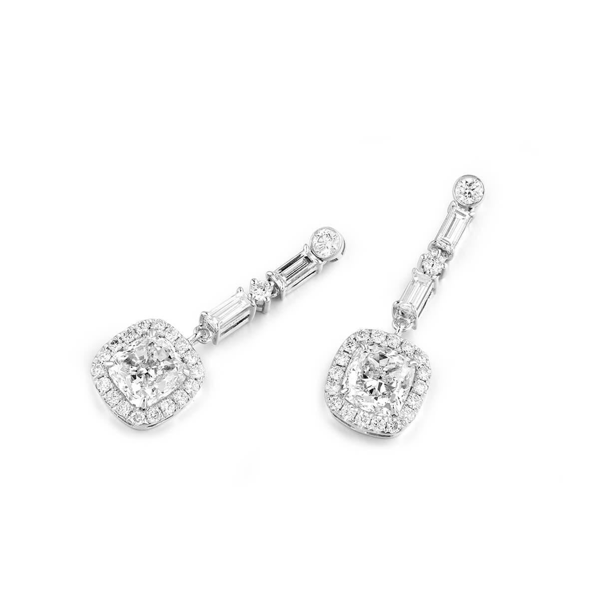 GIA Certified White Gold Cushion and Baguette Cut Diamond Earrings, 2.72 Carat In New Condition For Sale In Knightsbridge, GB