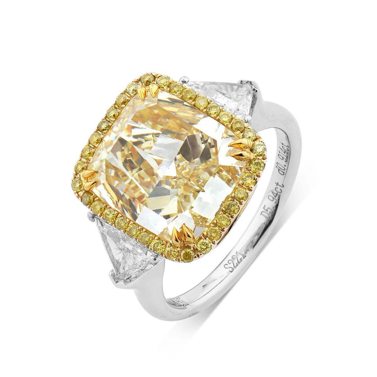 WHITE GOLD CUSHION CUT FANCY YELLOW DIAMOND RING - 6.85


Set in 18K White Gold


Total yellow diamond weight: 5.94 ct
[ 1 diamond ]
Color: Fancy yellow
Clarity: VVS2

Total trilliant cut white diamond weight: 0.68 ct
[ 2 diamonds ]
Color: