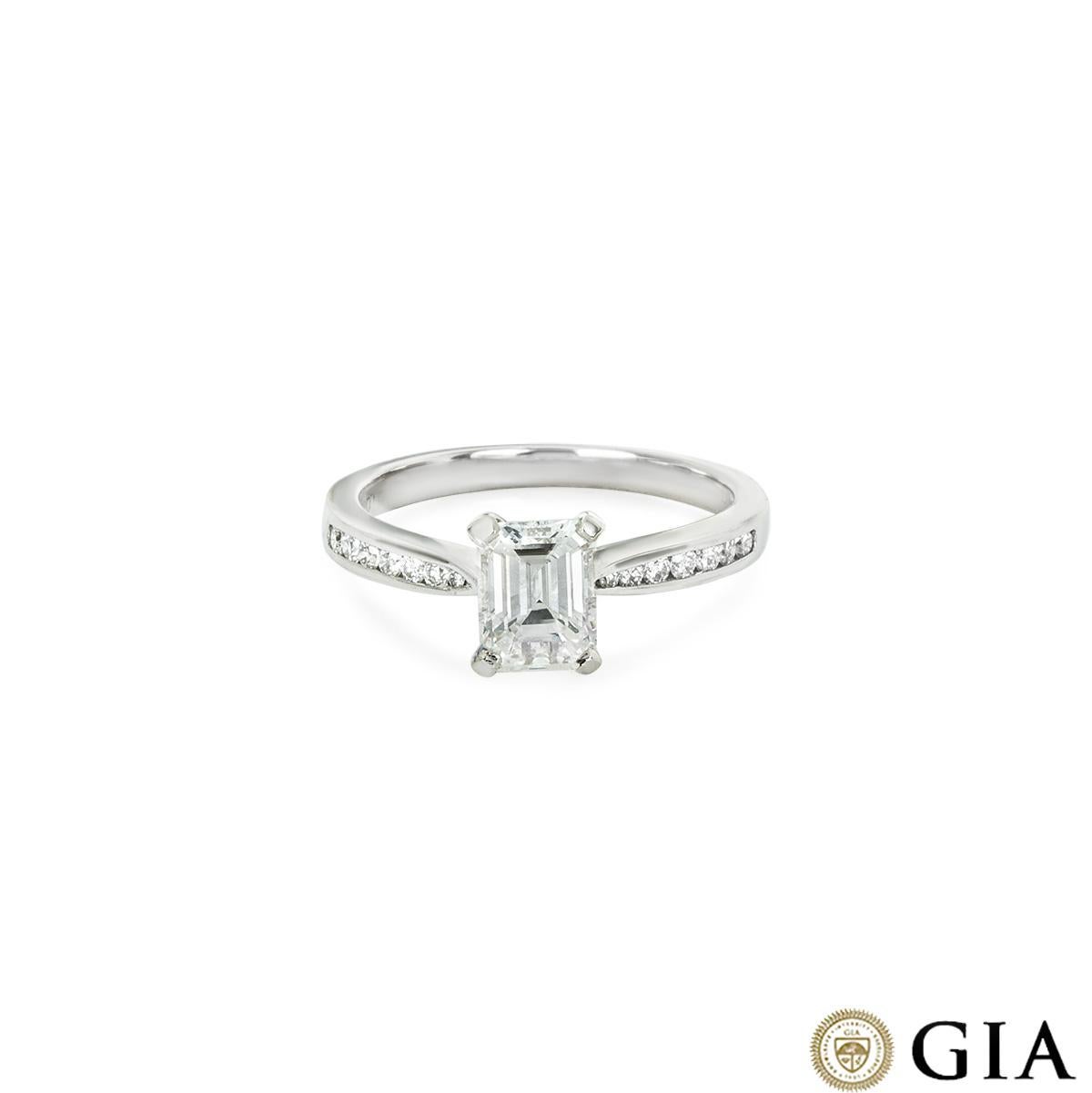GIA Certified White Gold Emerald Cut Diamond Engagement Ring 0.95ct D/VS1 In Excellent Condition For Sale In London, GB
