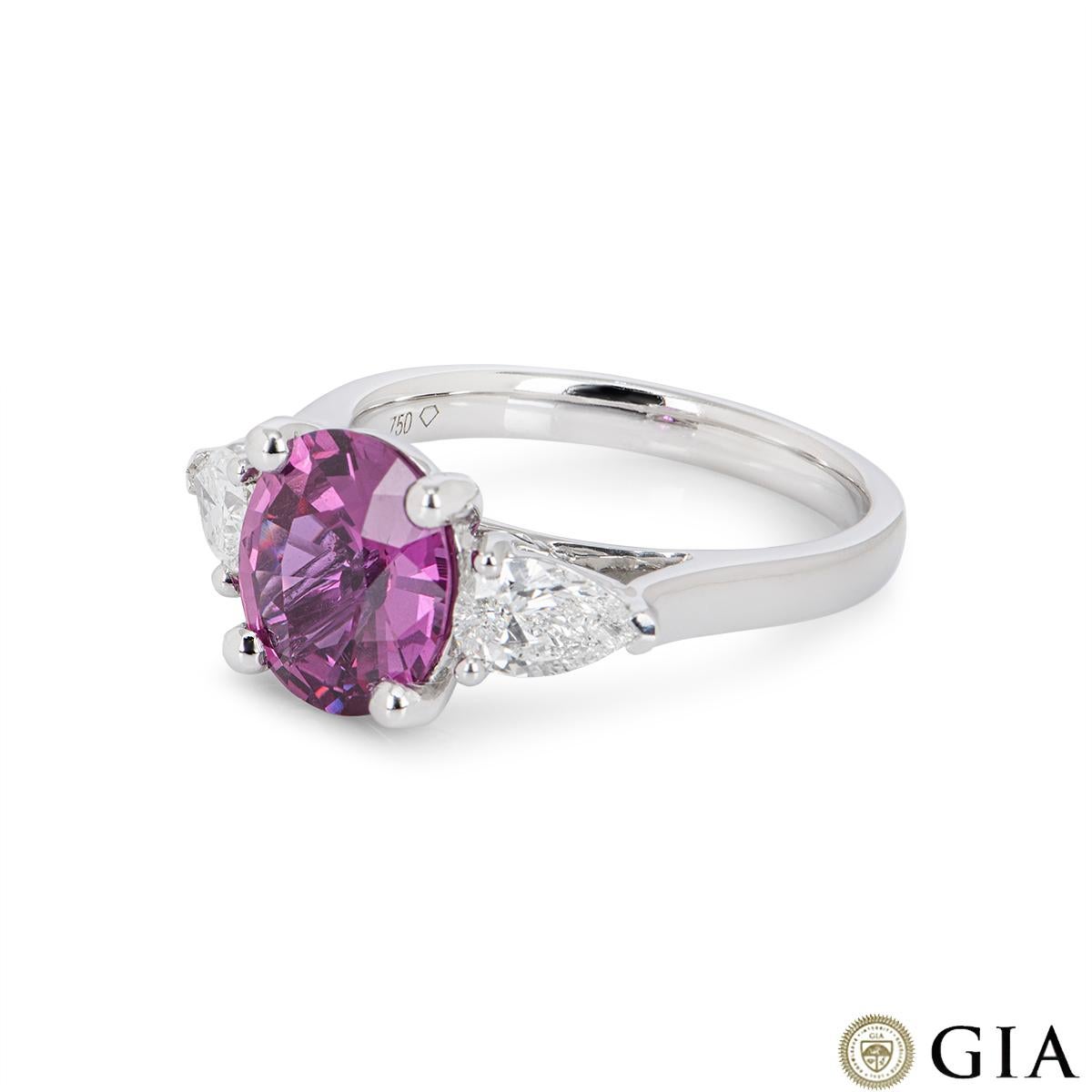 GIA-zertifizierter Ring aus Weißgold mit rosa Saphir und Diamant 2,44 Karat im Zustand „Neu“ in Mayfair, London, London