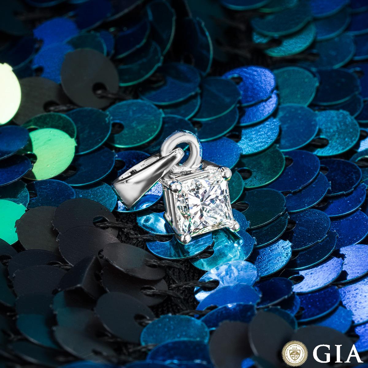 GIA Certified White Gold Princess Cut Diamond Pendant 0.90 I/VS1 For Sale 2