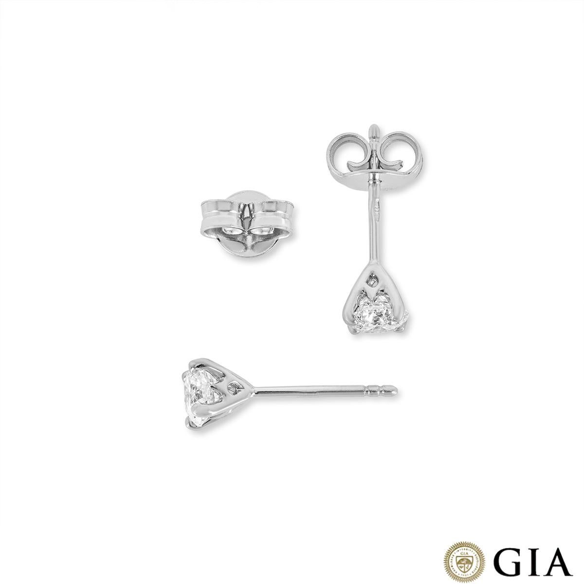 GIA Certified White Gold Round Brilliant Cut Diamond Earrings 0.80 Carat TDW In New Condition For Sale In London, GB