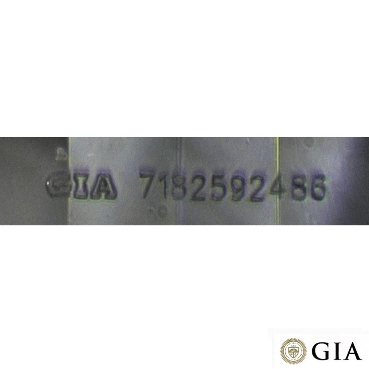 Bague en or blanc certifiée GIA avec diamant taille brillant rond de 0,90 carat H/VS1 Excellent état - En vente à London, GB