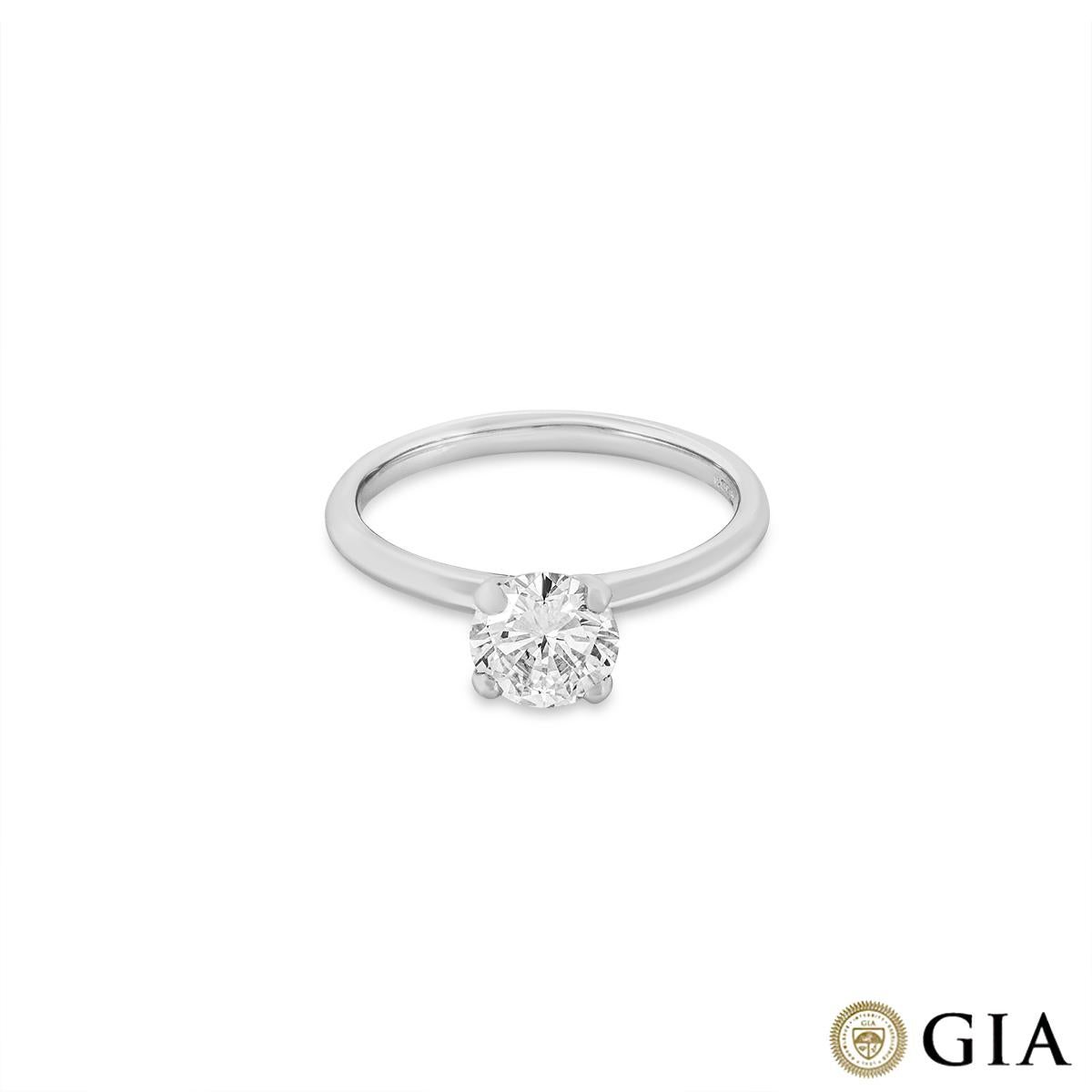GIA-zertifizierter Ring aus Weißgold mit rundem Diamanten im Brillantschliff 1,10 Karat G/SI1 (Rundschliff) im Angebot