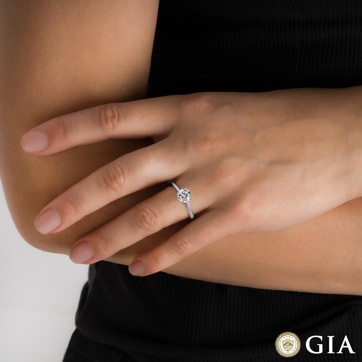 GIA-zertifizierter Ring aus Weißgold mit rundem Diamanten im Brillantschliff 1,10 Karat G/SI1 im Angebot 1