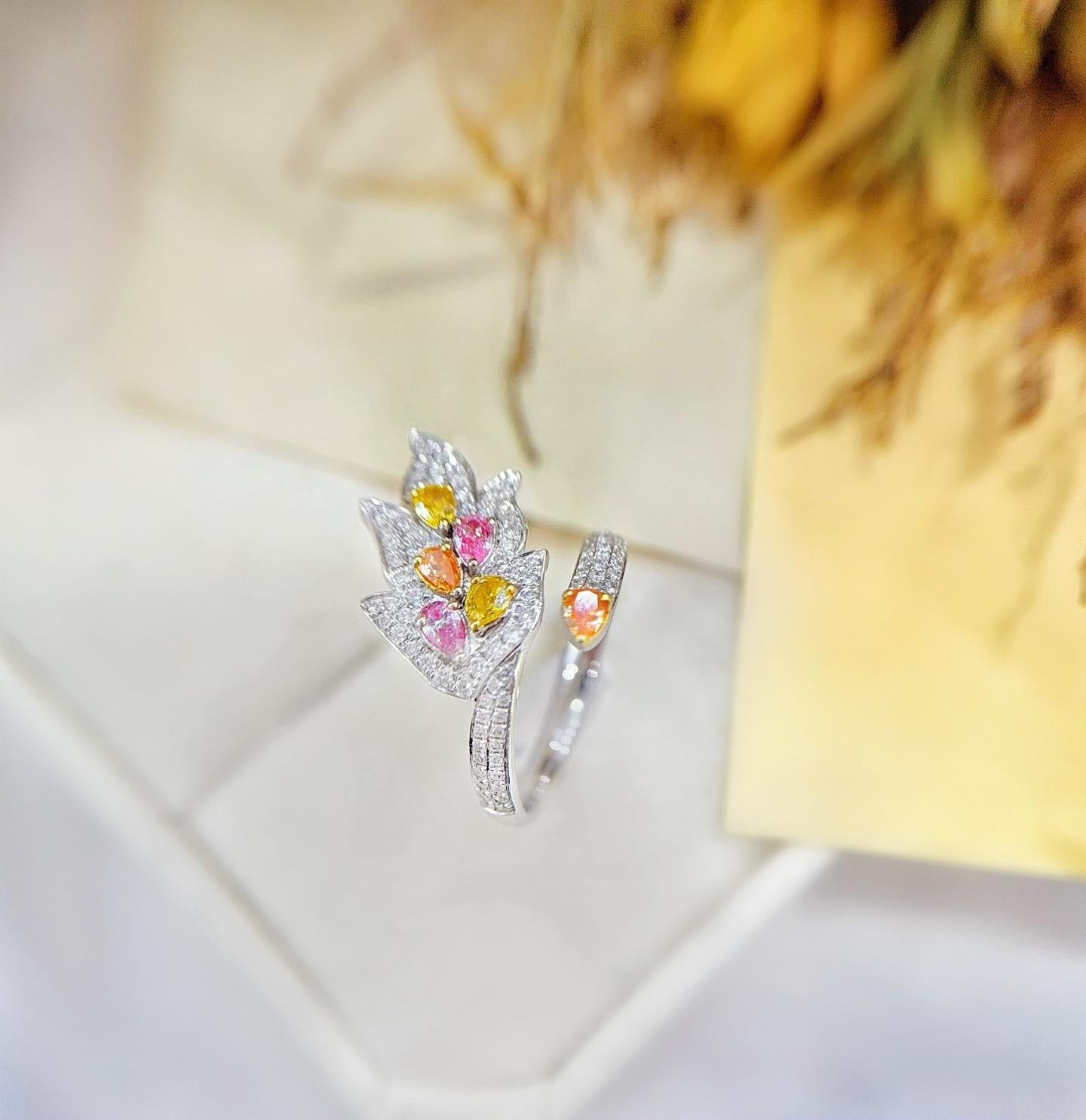 Bague en or 18 carats avec diamants jaunes certifiés GIA Neuf - En vente à Kowloon, HK